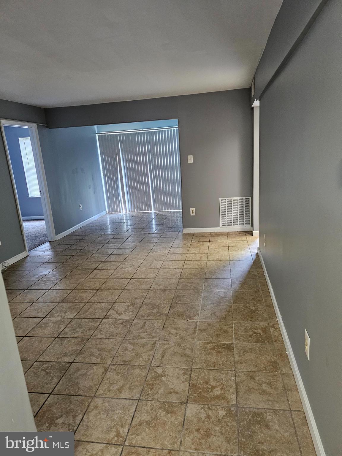 LONGMEAD CROSSING - Residential