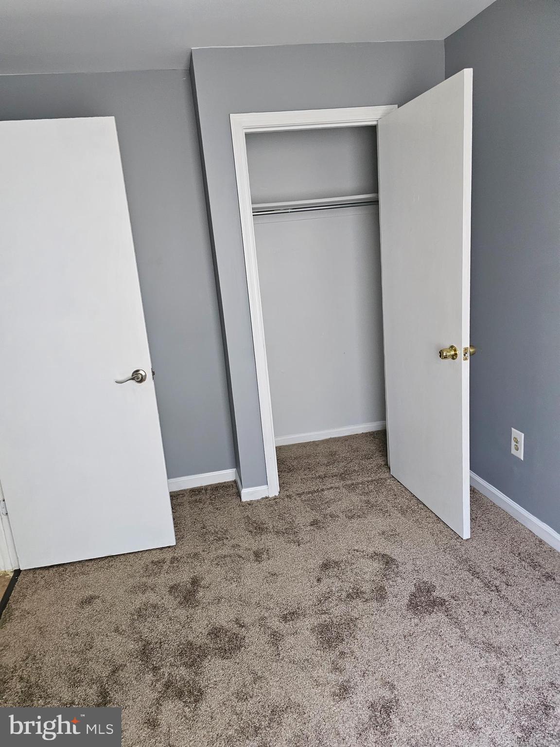 LONGMEAD CROSSING - Residential