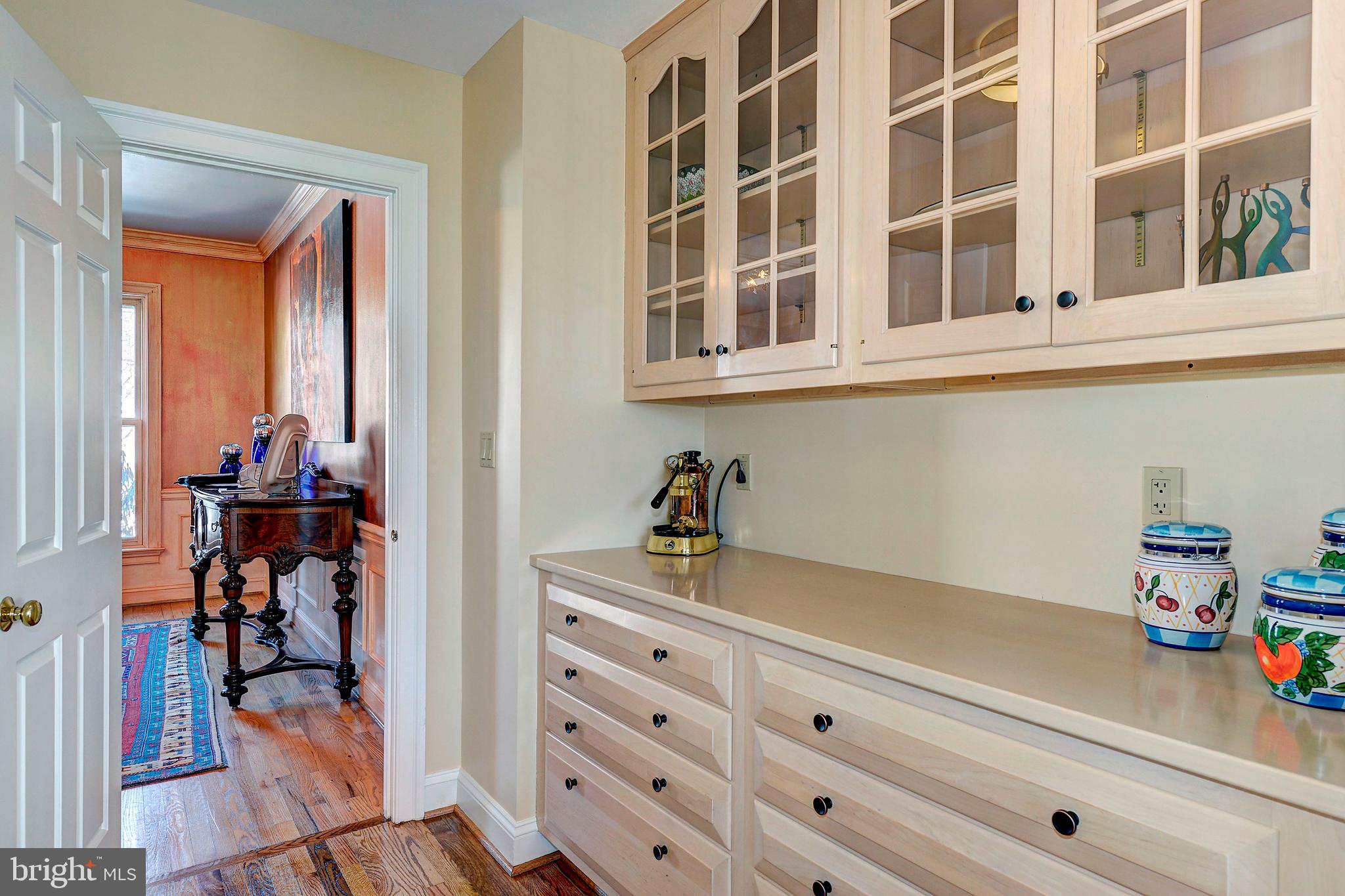 RIVER FALLS - Residential