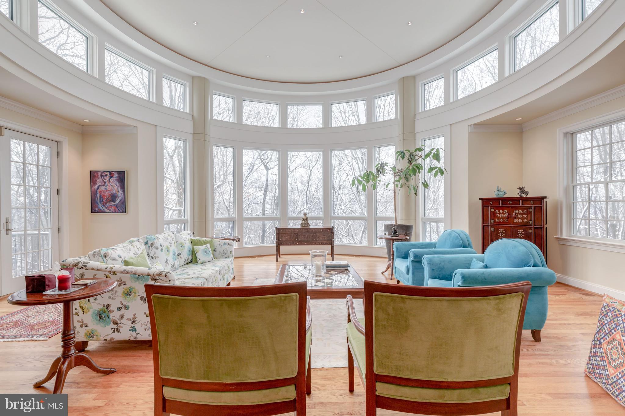 RIVER FALLS - Residential