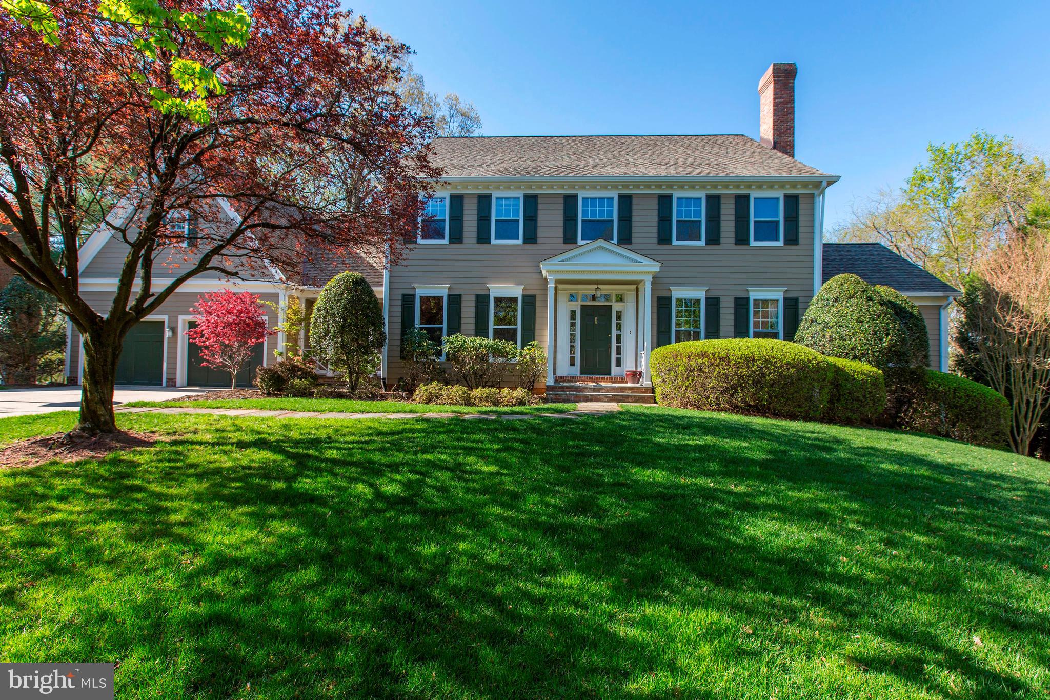 RIVER FALLS - Residential