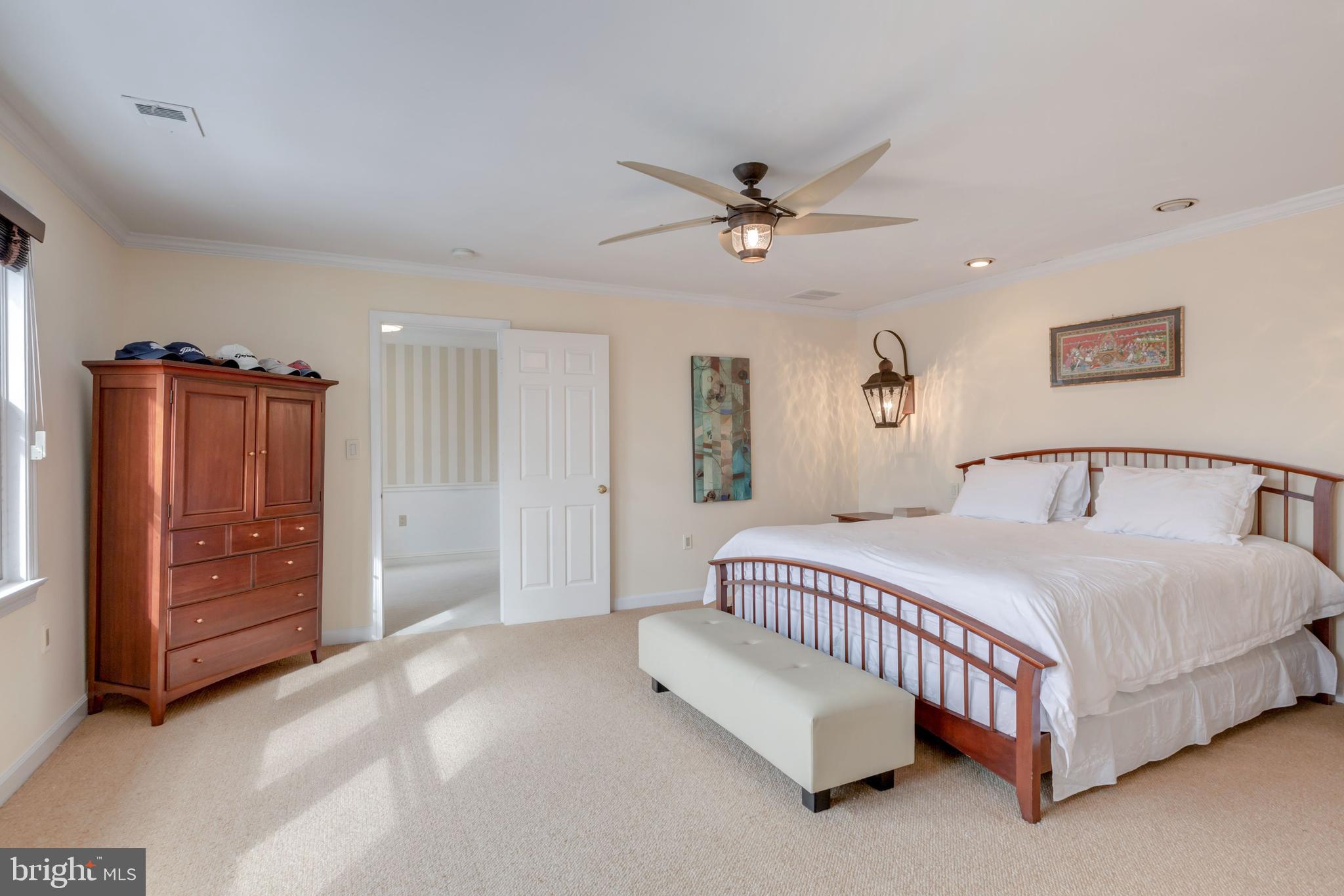 RIVER FALLS - Residential