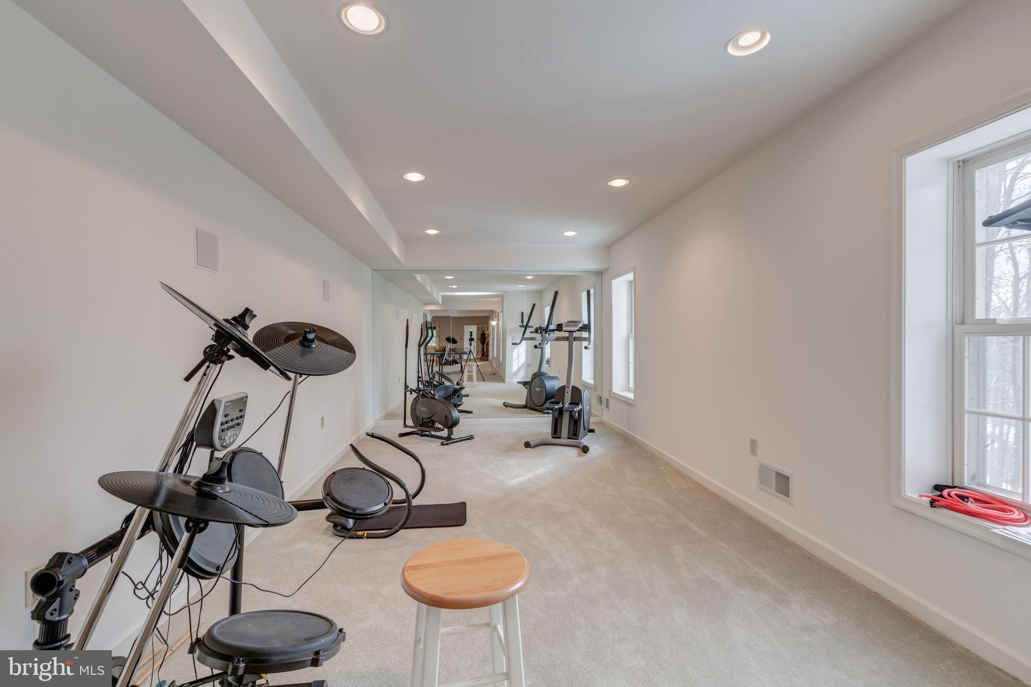 RIVER FALLS - Residential