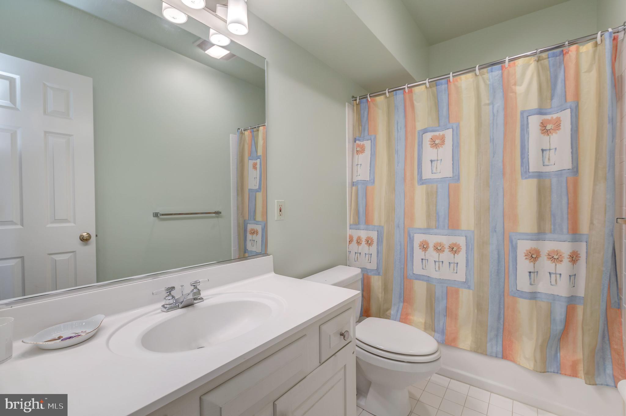 RIVER FALLS - Residential