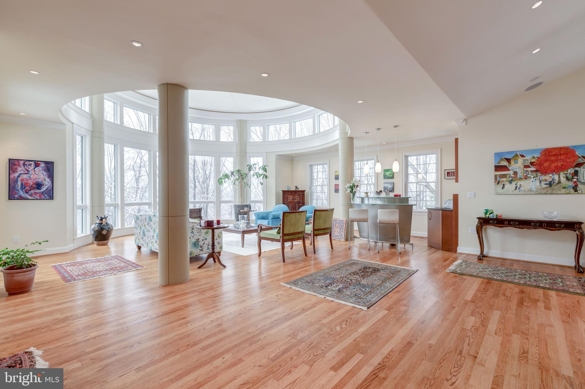 RIVER FALLS - Residential