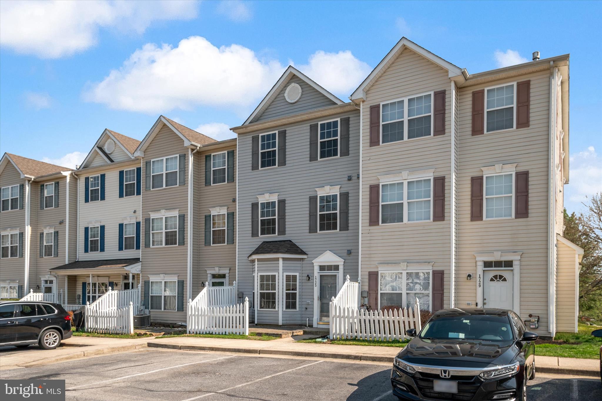 ASBURY WOODS - Residential