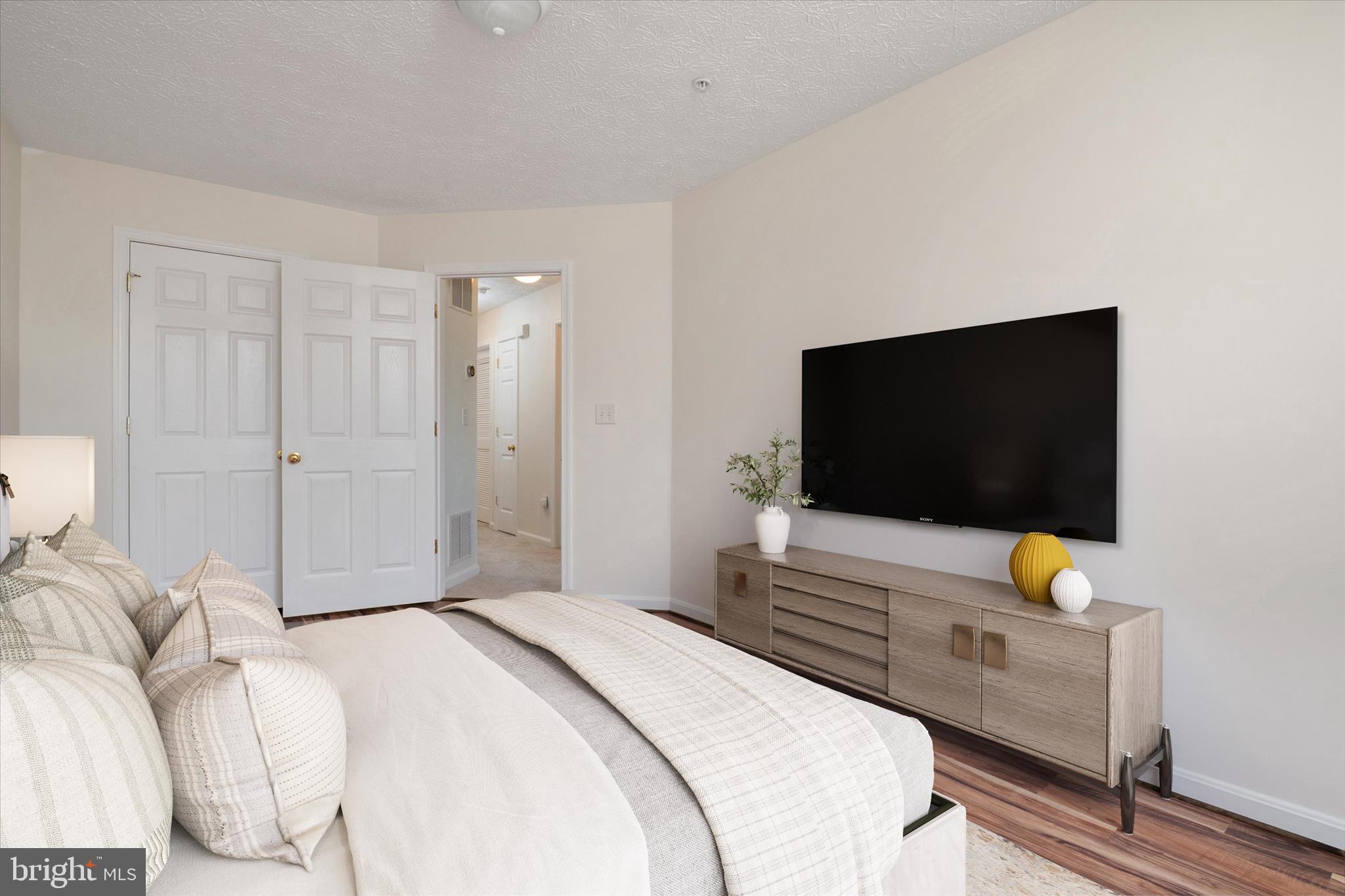 ASBURY WOODS - Residential