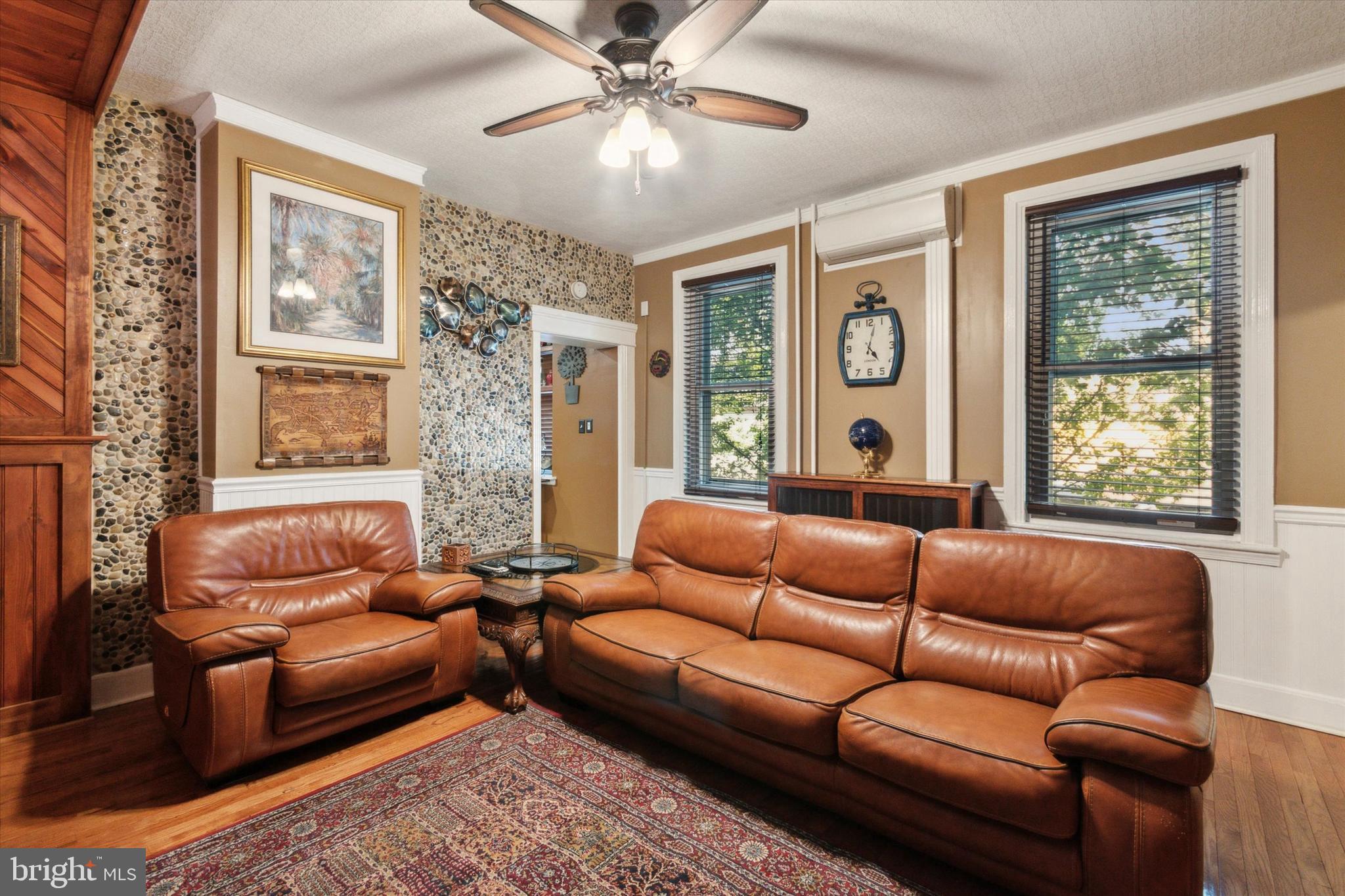PORT RICHMOND - Residential