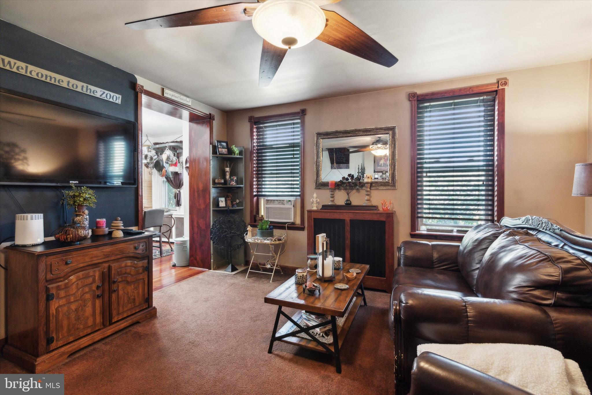 PORT RICHMOND - Residential