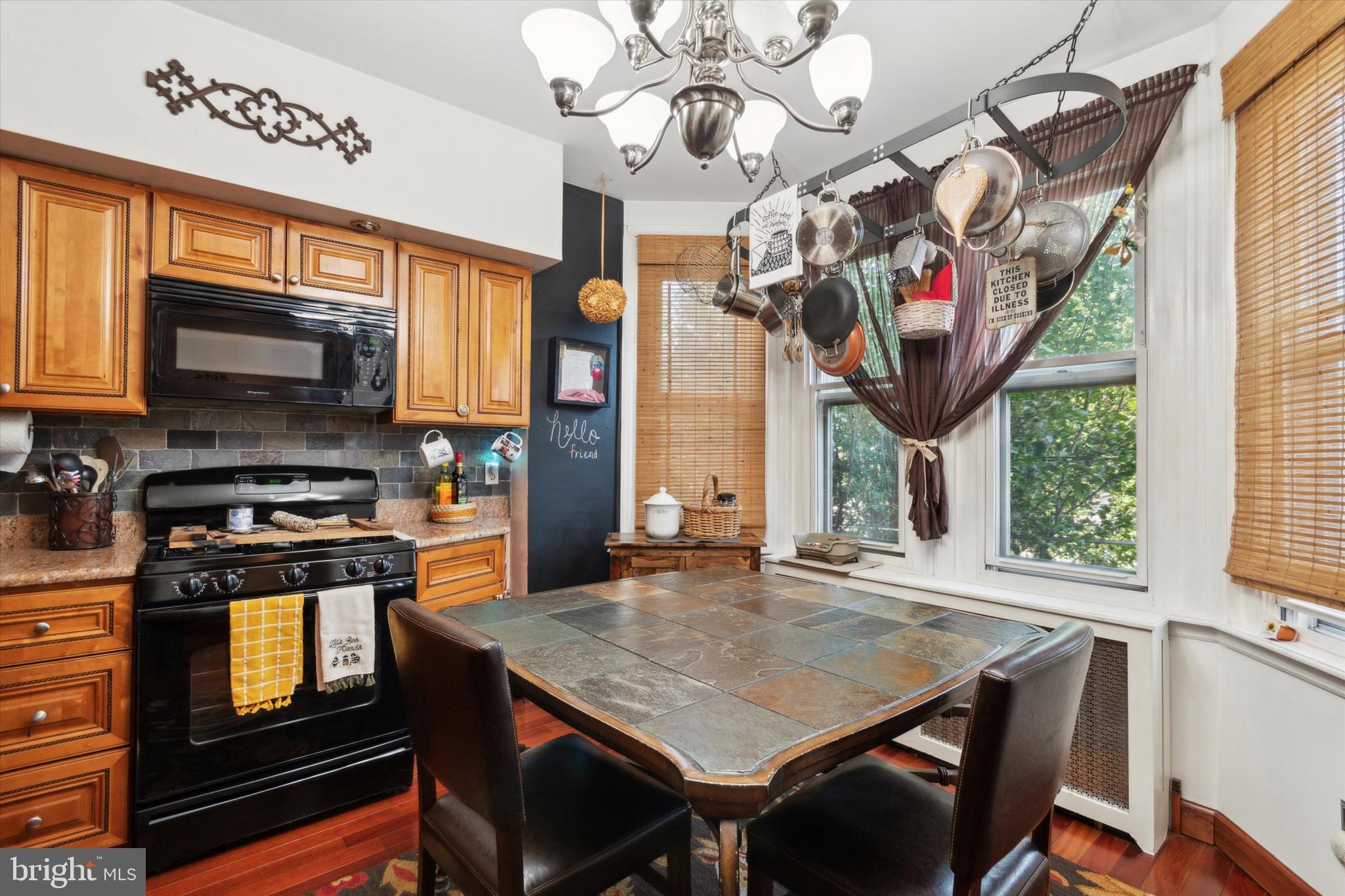 PORT RICHMOND - Residential