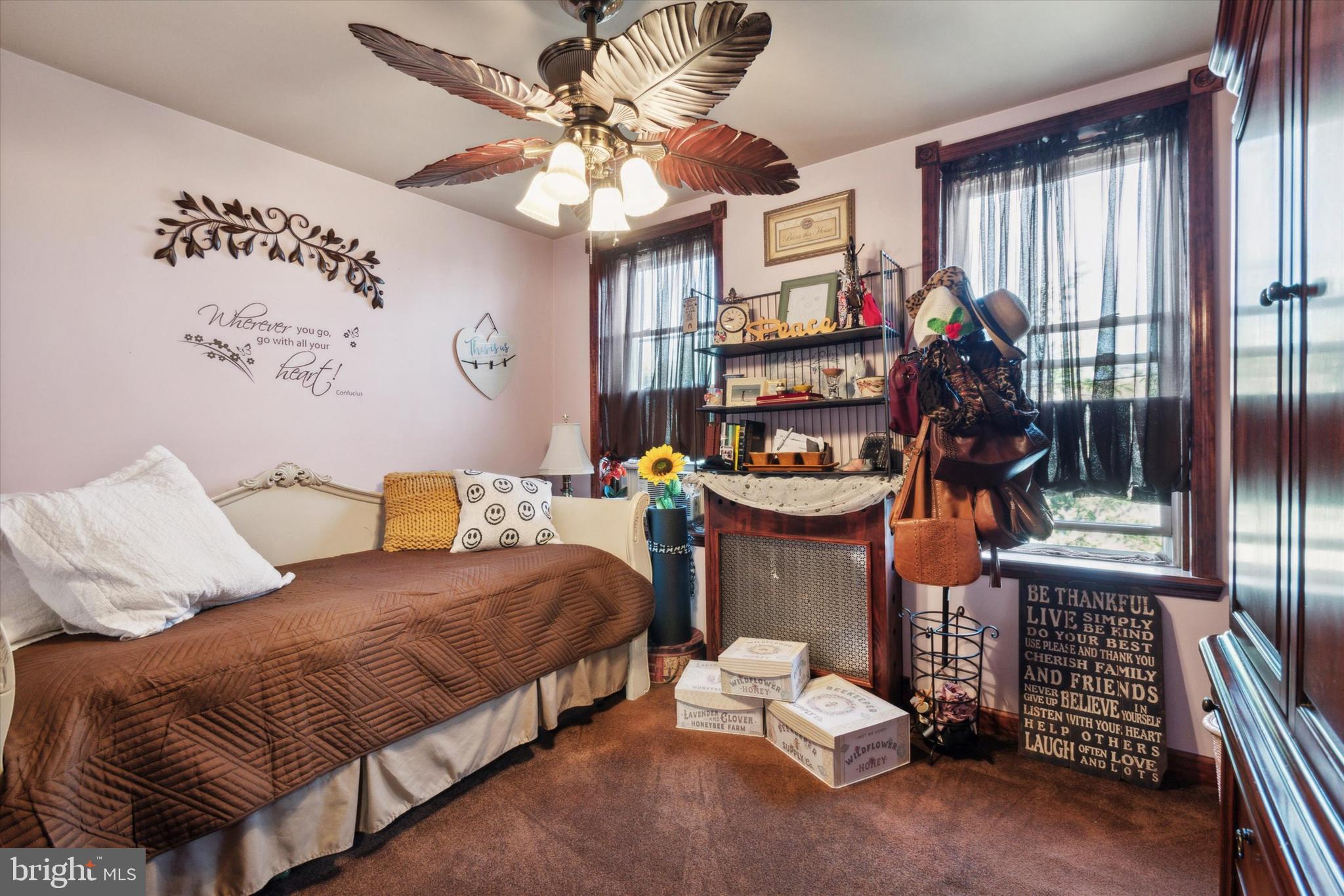 PORT RICHMOND - Residential