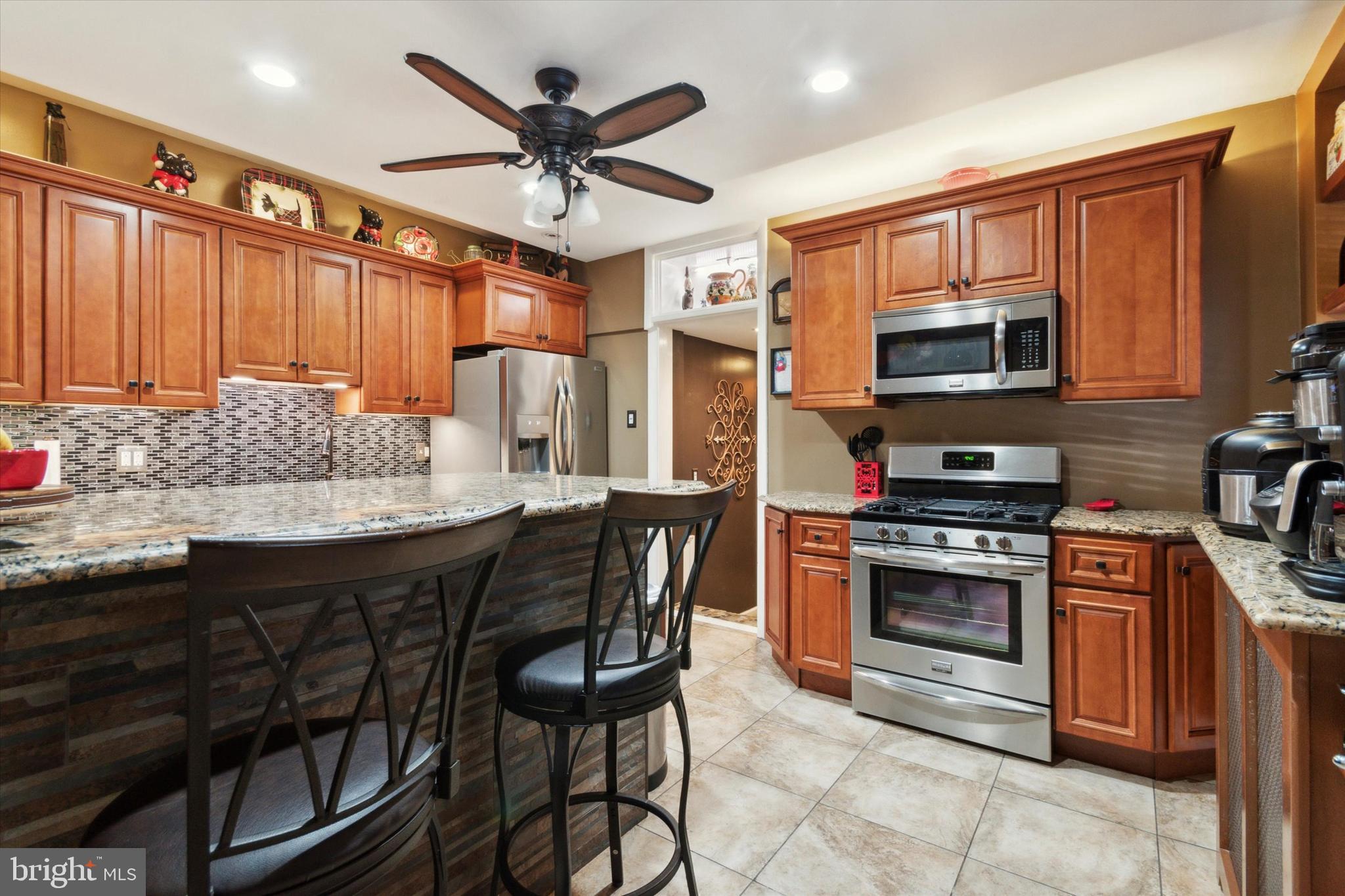 PORT RICHMOND - Residential