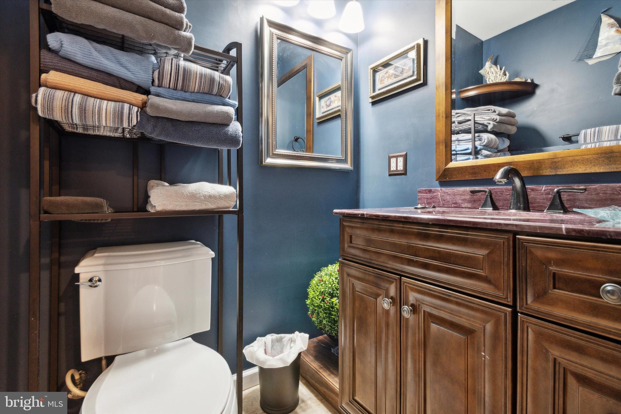 PORT RICHMOND - Residential