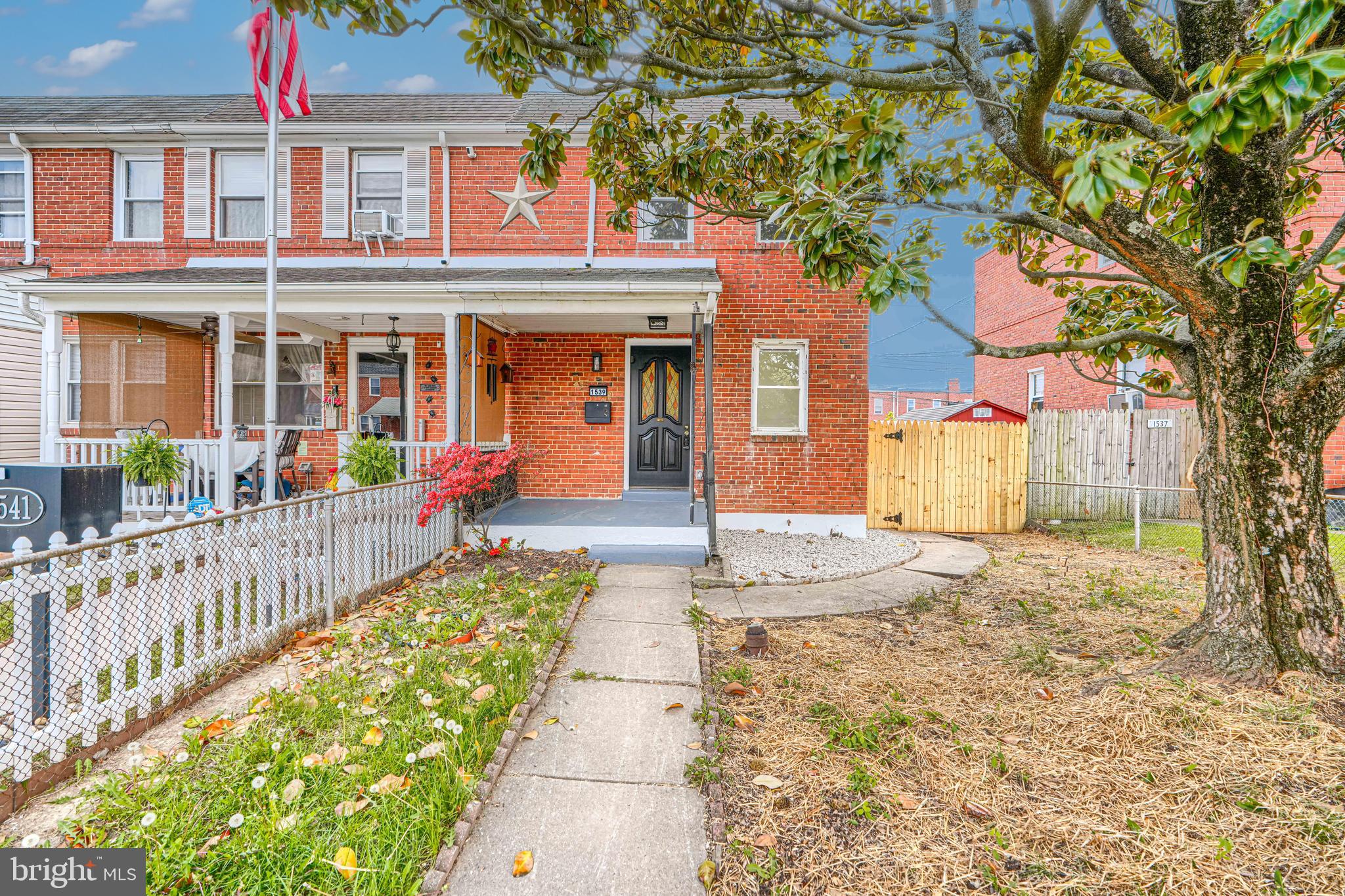 MIDDLE RIVER - Residential
