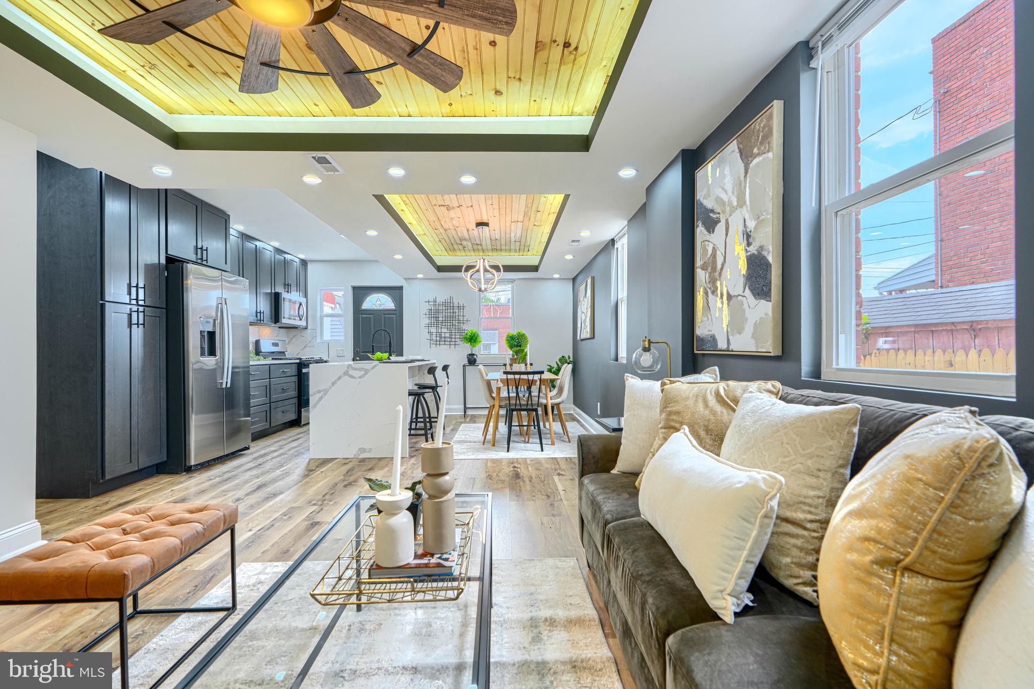 MIDDLE RIVER - Residential