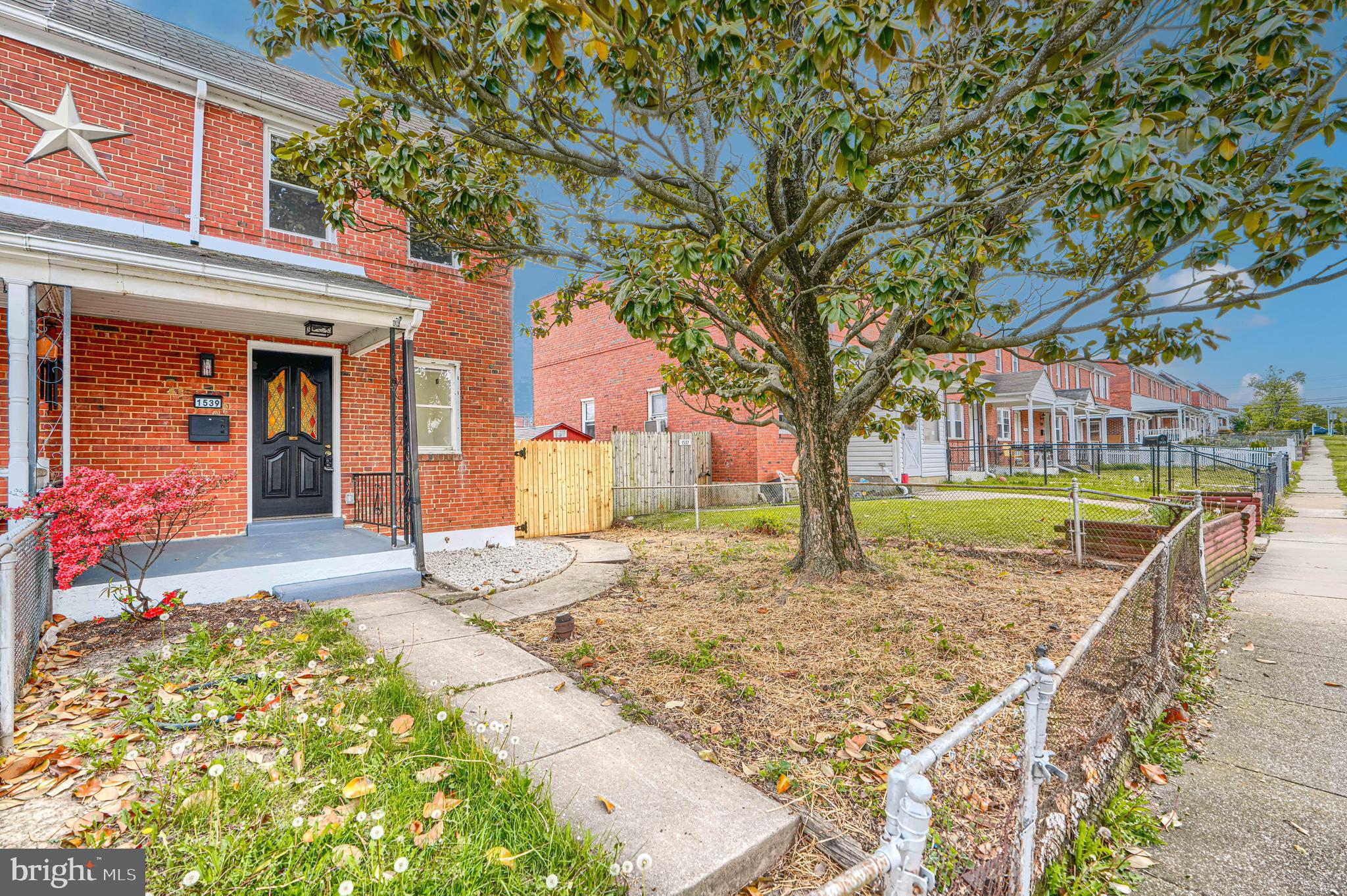 MIDDLE RIVER - Residential