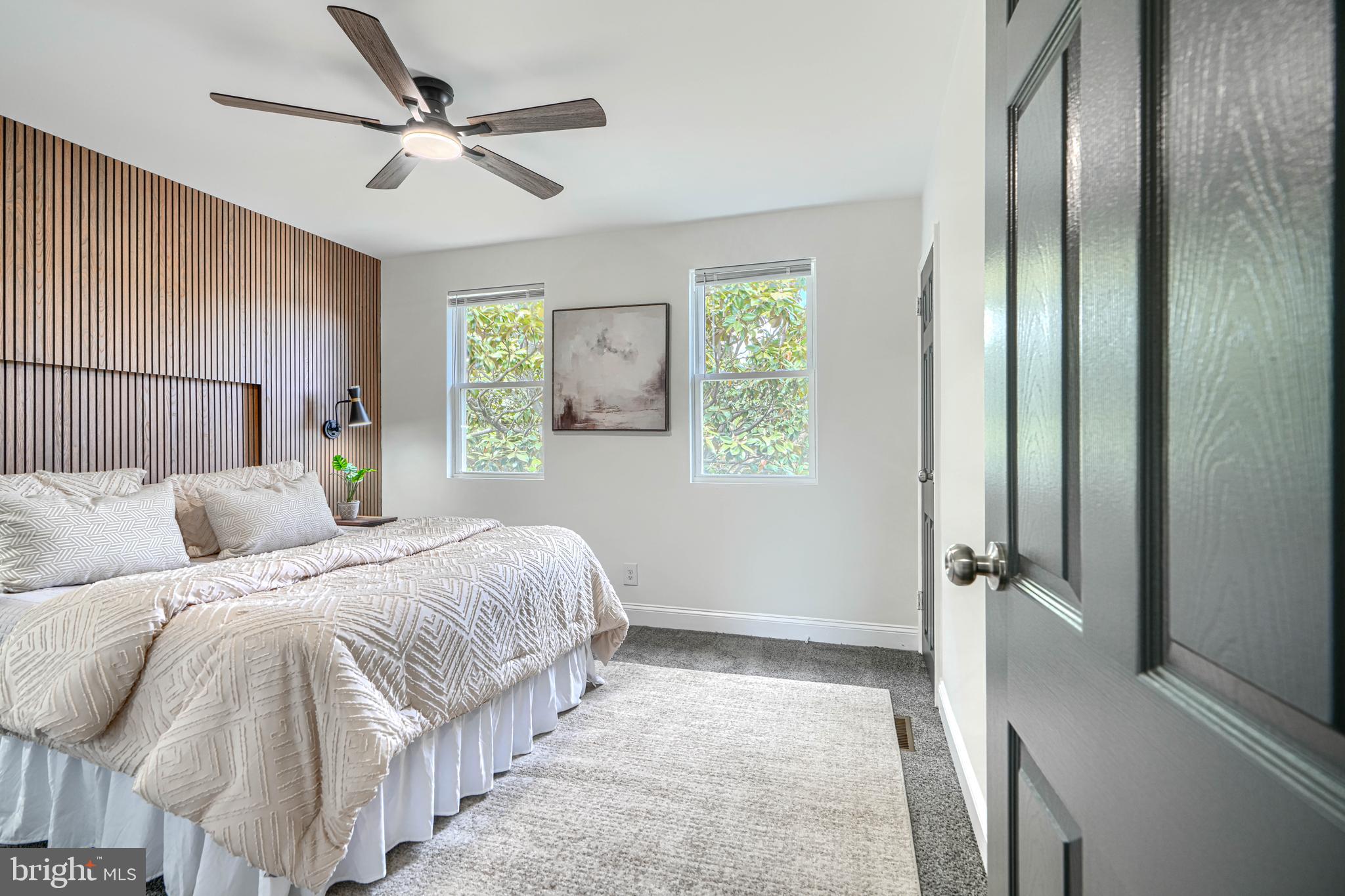 MIDDLE RIVER - Residential