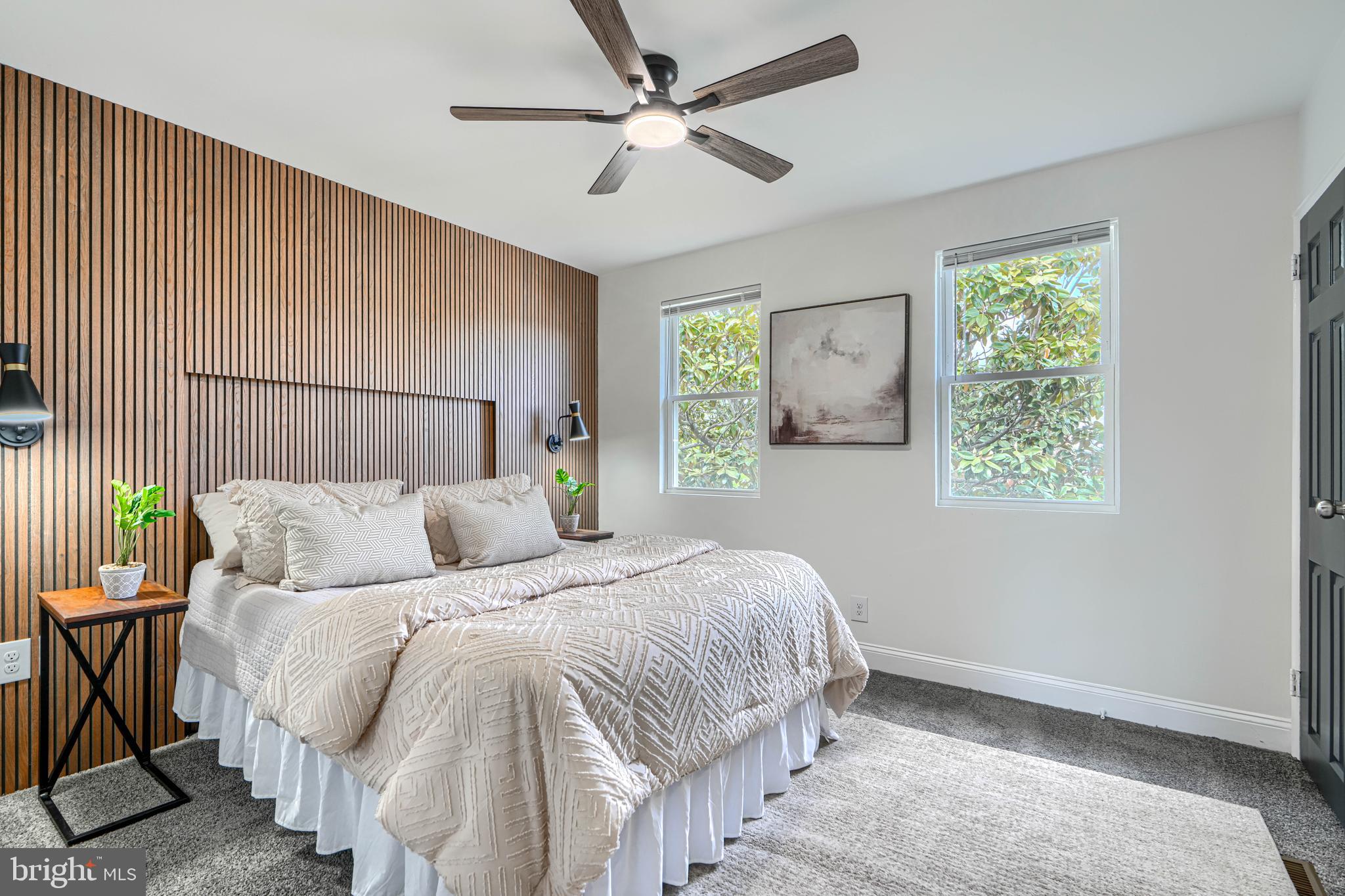 MIDDLE RIVER - Residential
