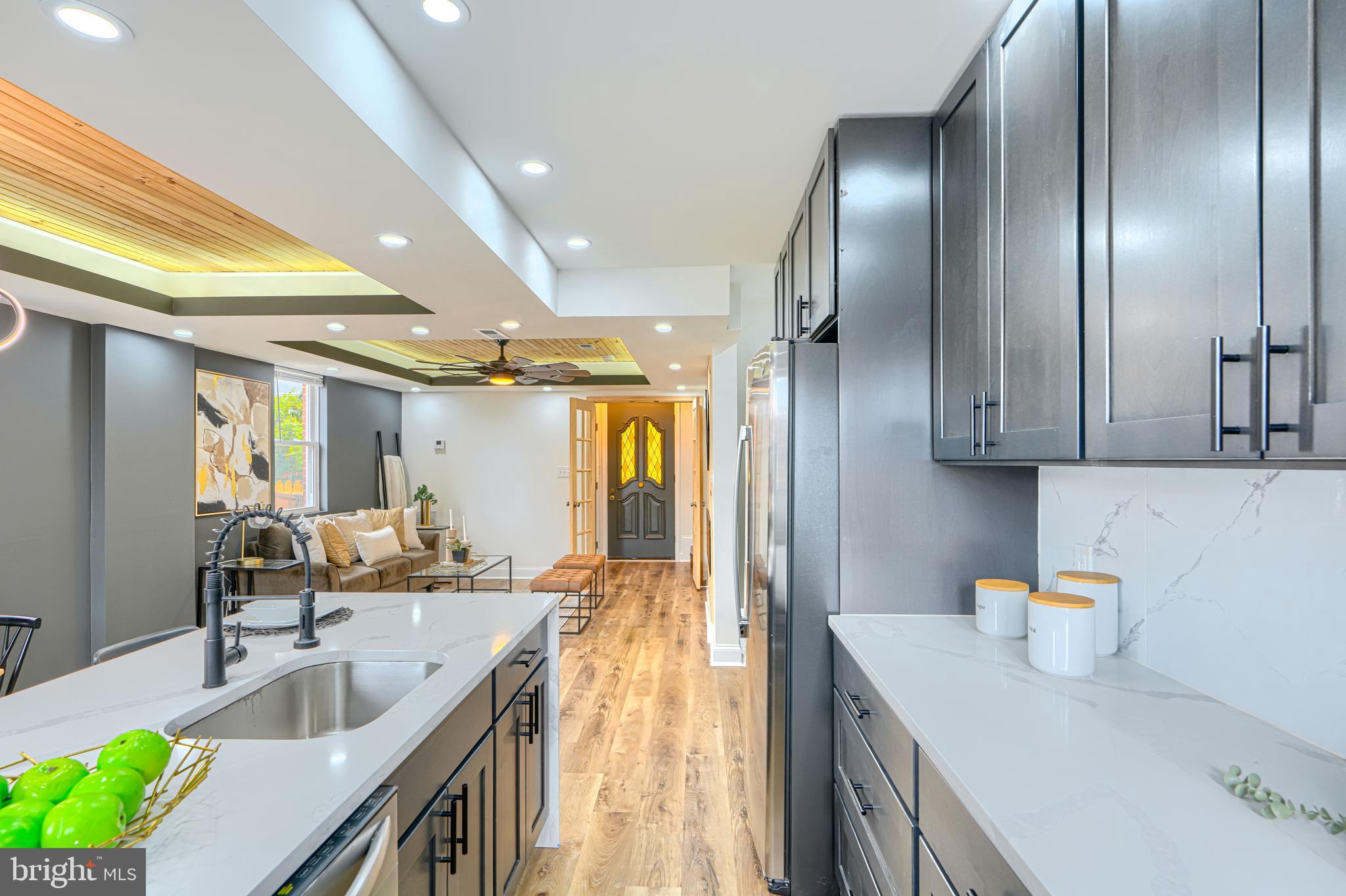 MIDDLE RIVER - Residential