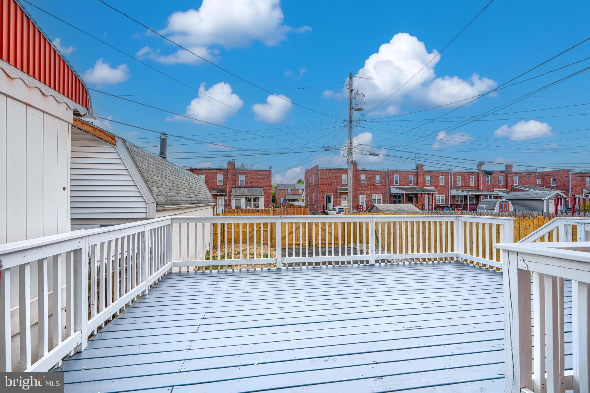 MIDDLE RIVER - Residential