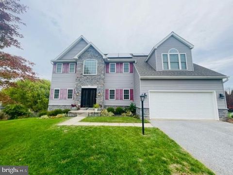 430 PALOMINO DRIVE YORK PA 17402