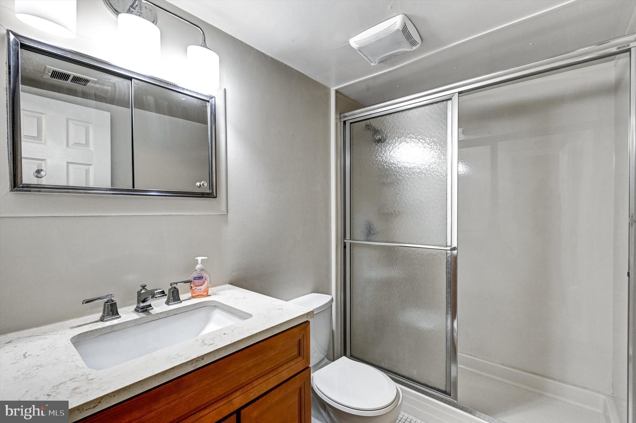 ROCKLAND RUN - Residential