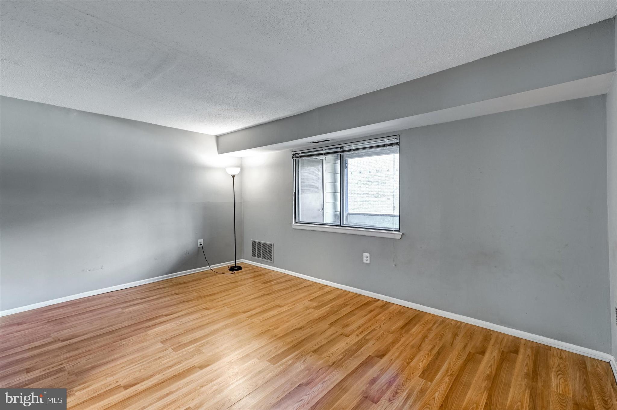 ROCKLAND RUN - Residential