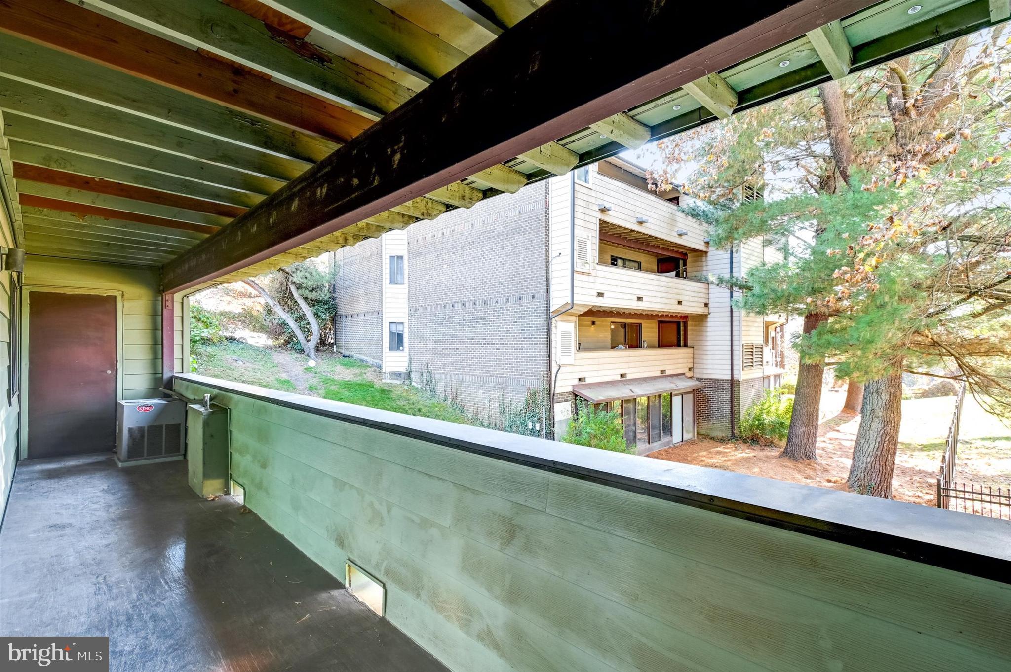 ROCKLAND RUN - Residential