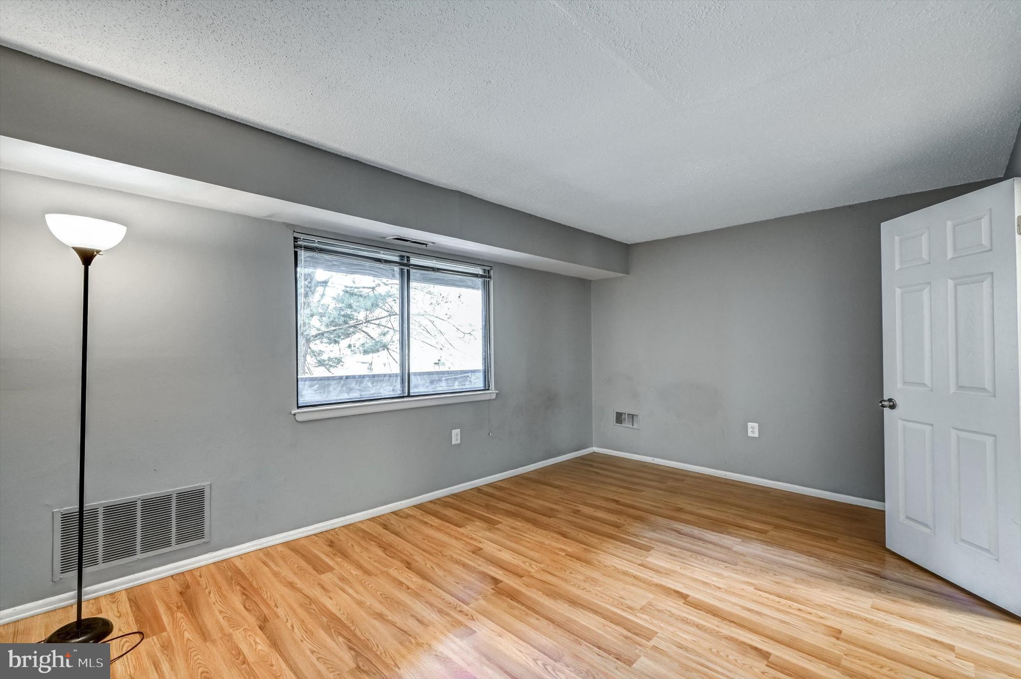 ROCKLAND RUN - Residential