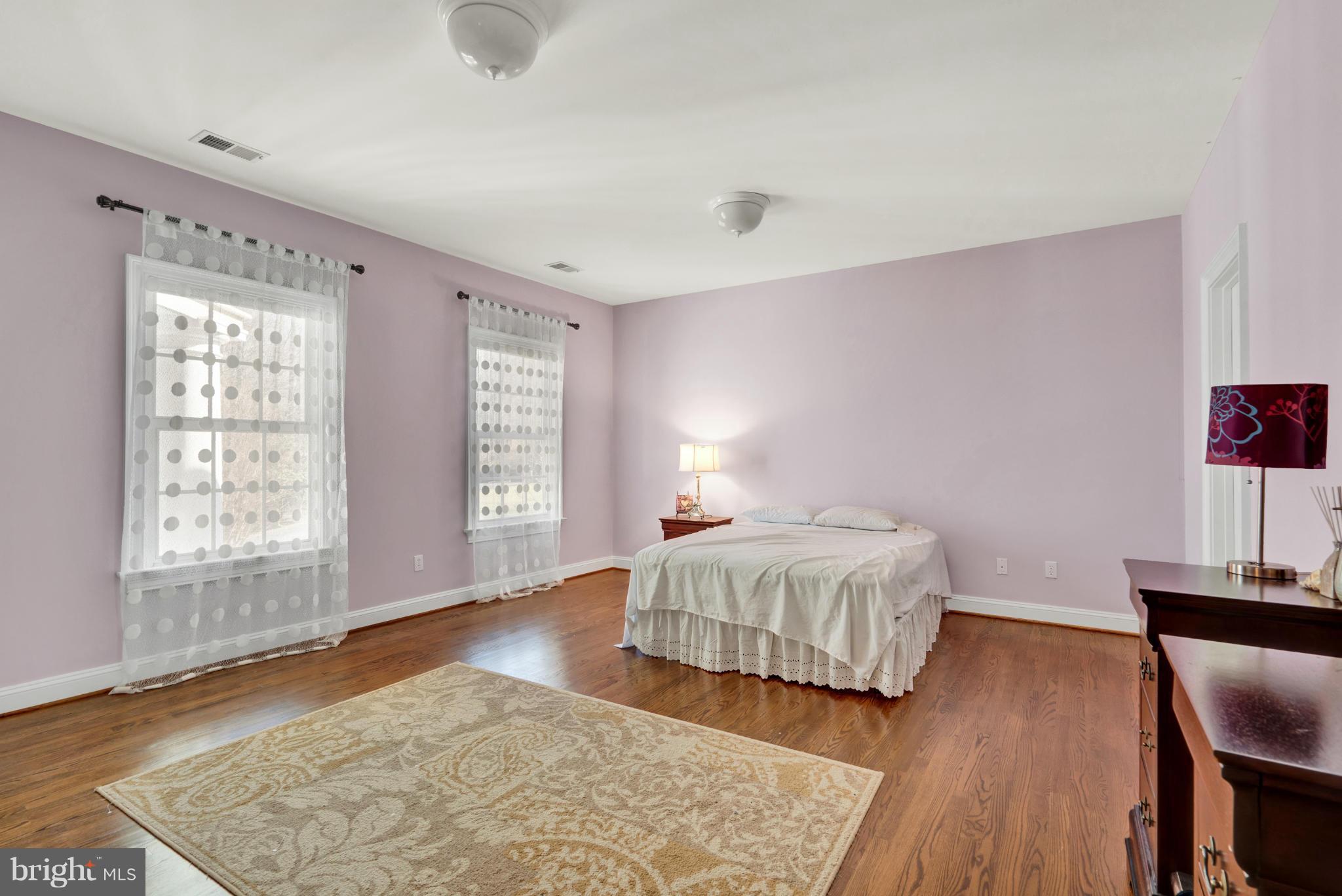 RIVERBEND KNOLLS - Residential