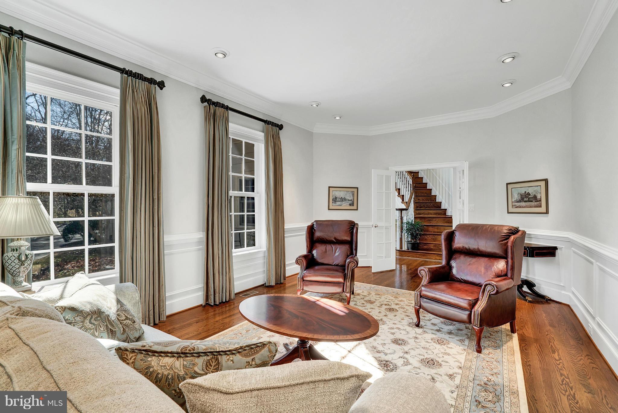 RIVERBEND KNOLLS - Residential