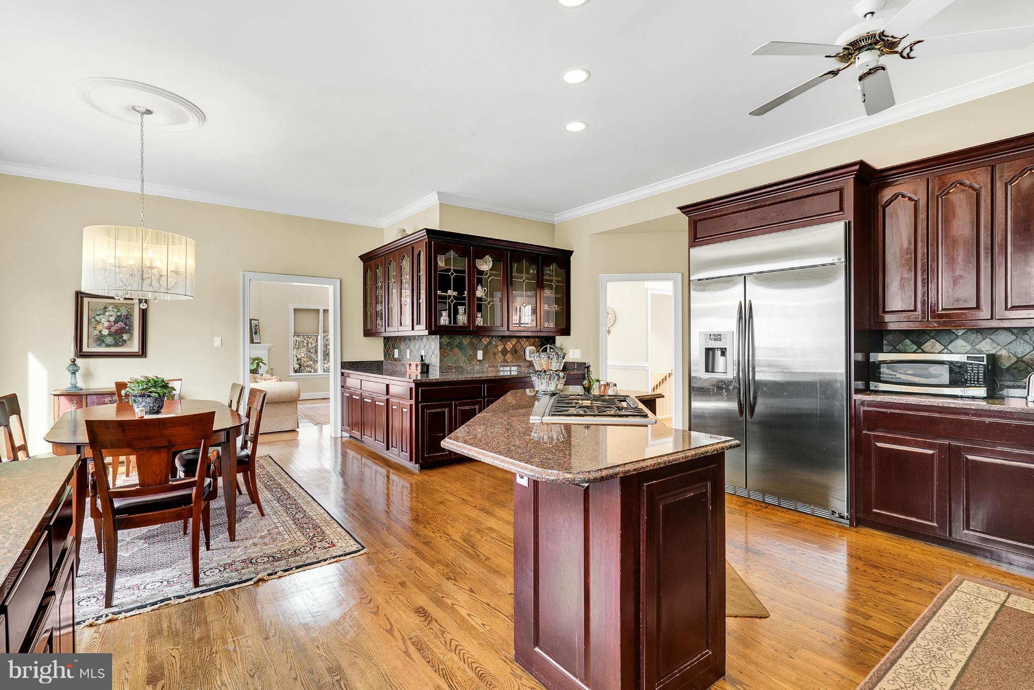 RIVERBEND KNOLLS - Residential