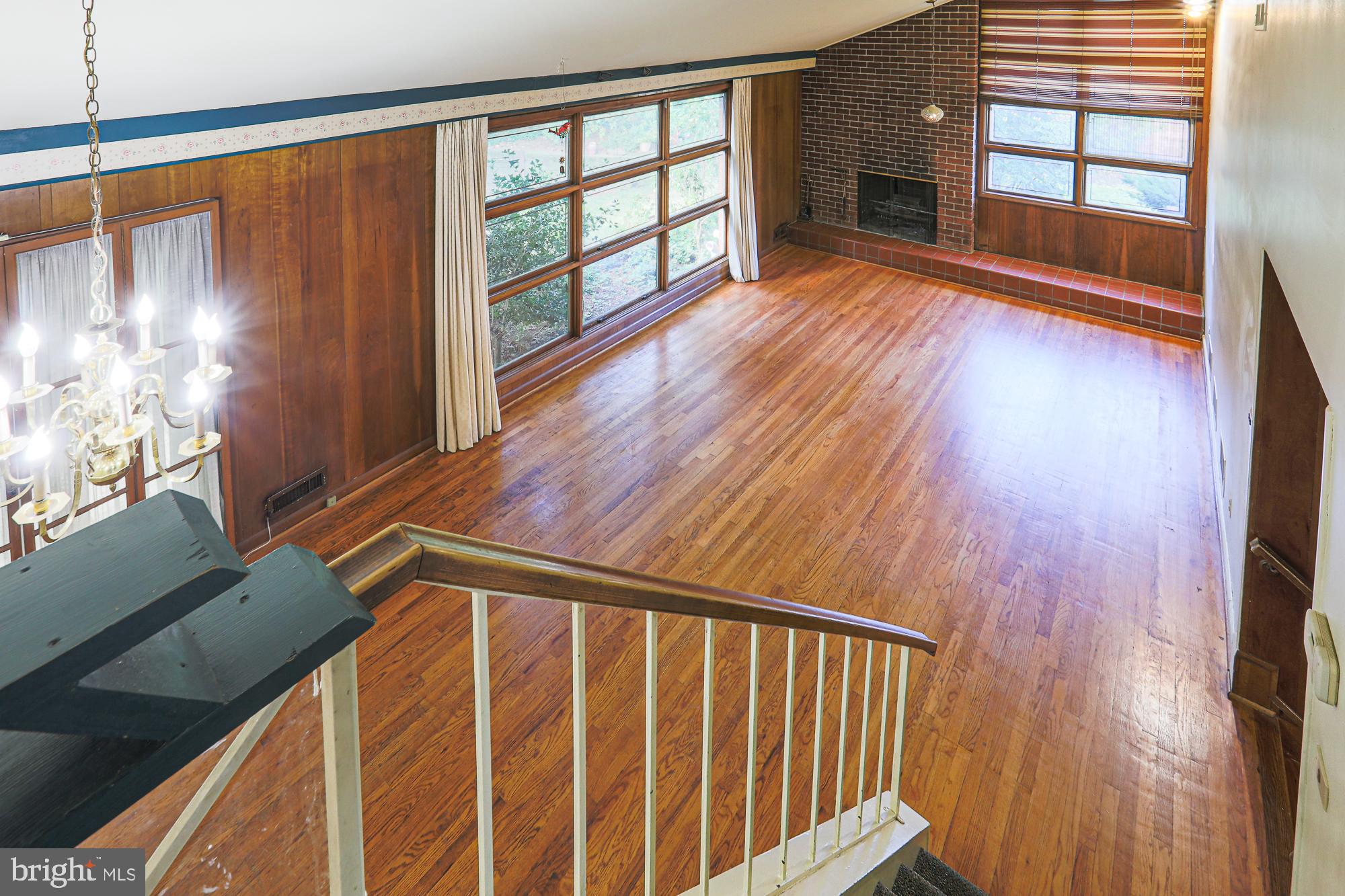 MEADOWOOD - Residential