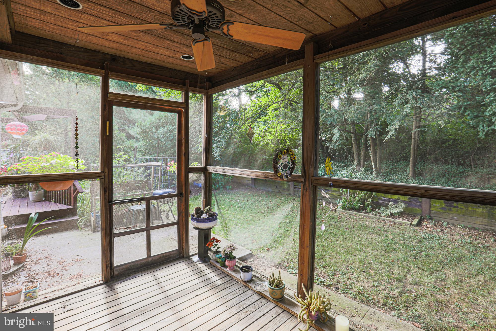 MEADOWOOD - Residential