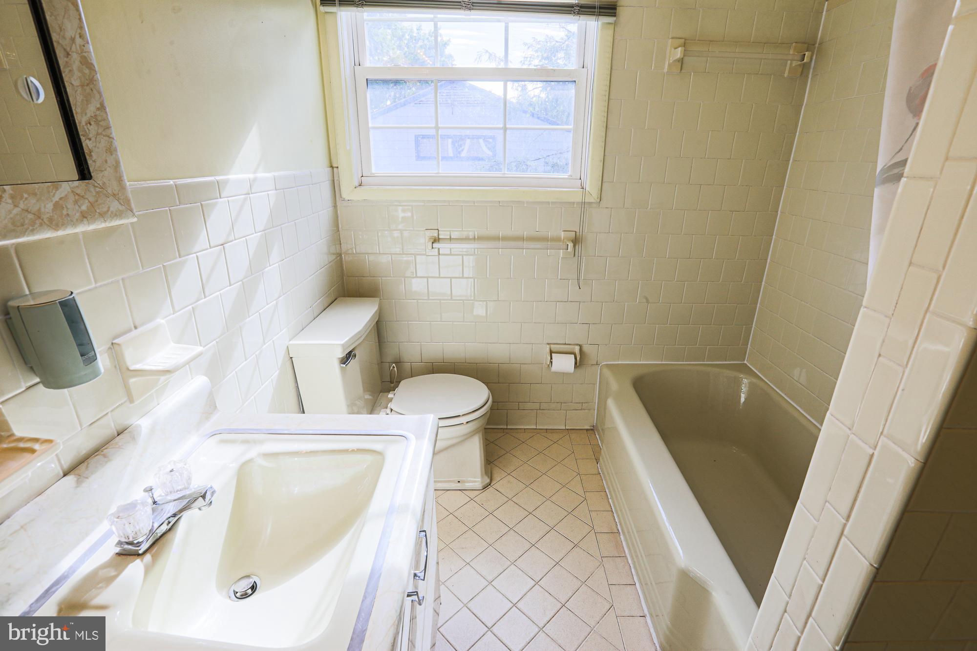 MEADOWOOD - Residential