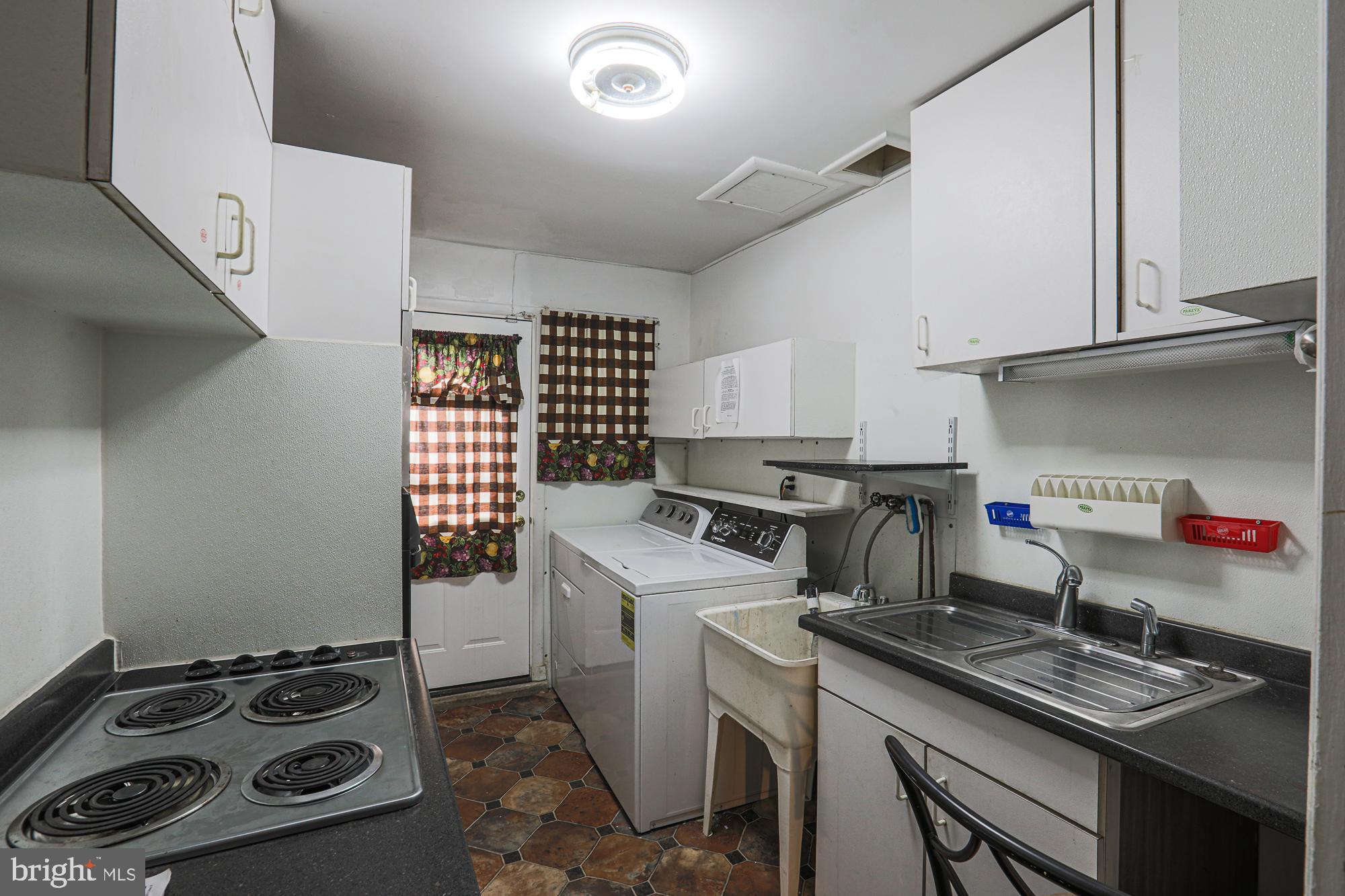 MEADOWOOD - Residential