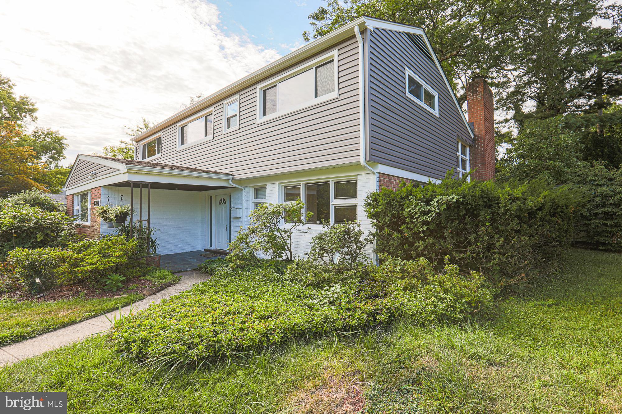 MEADOWOOD - Residential