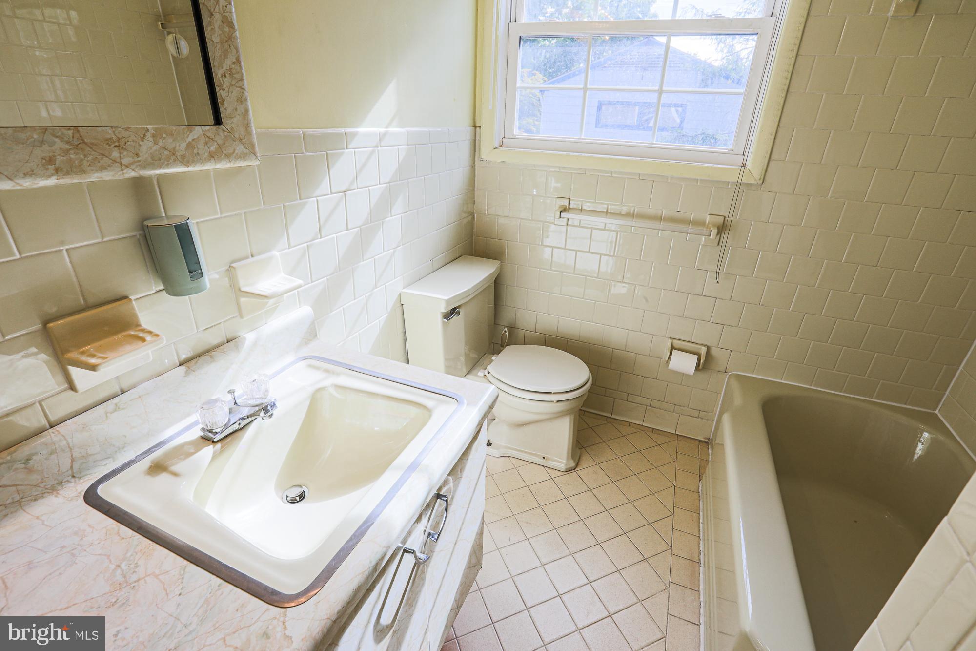 MEADOWOOD - Residential