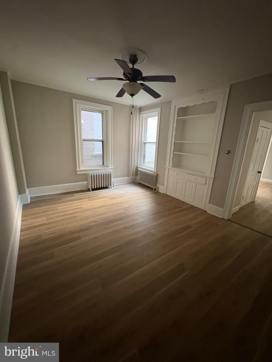517 W NORWEGIAN STREET