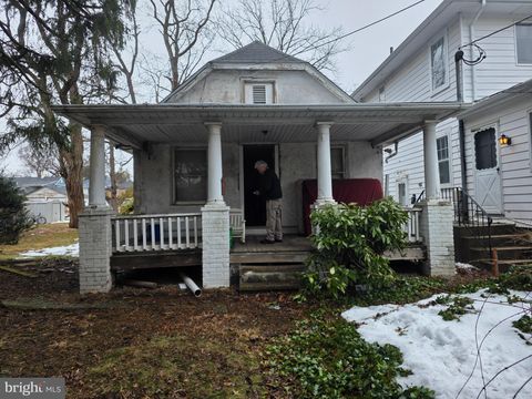 406 W BRIDGE STREET MORRISVILLE PA 19067