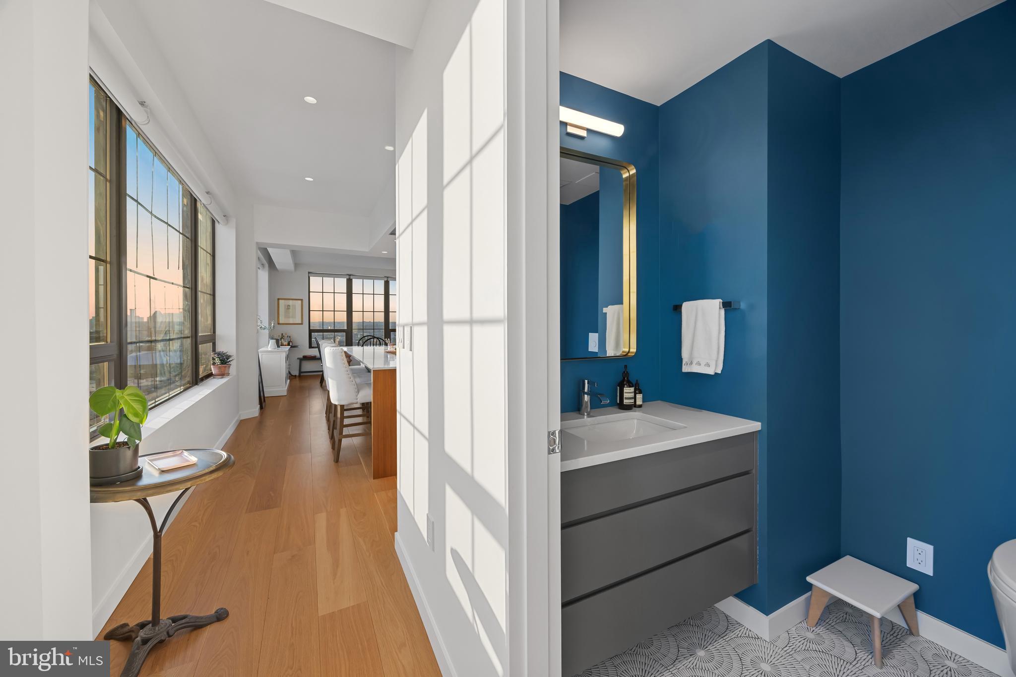 1200 STEUART STREET 1811