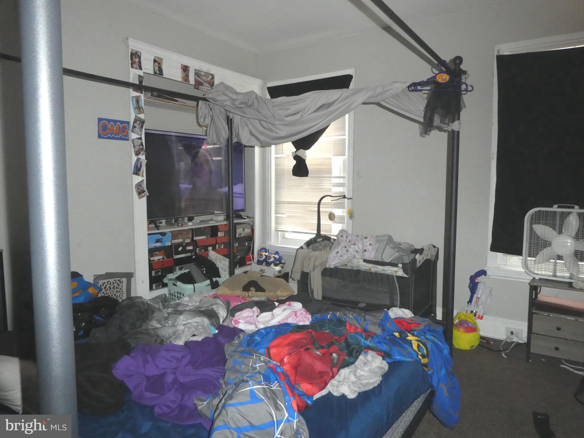 KENSINGTON - Residential