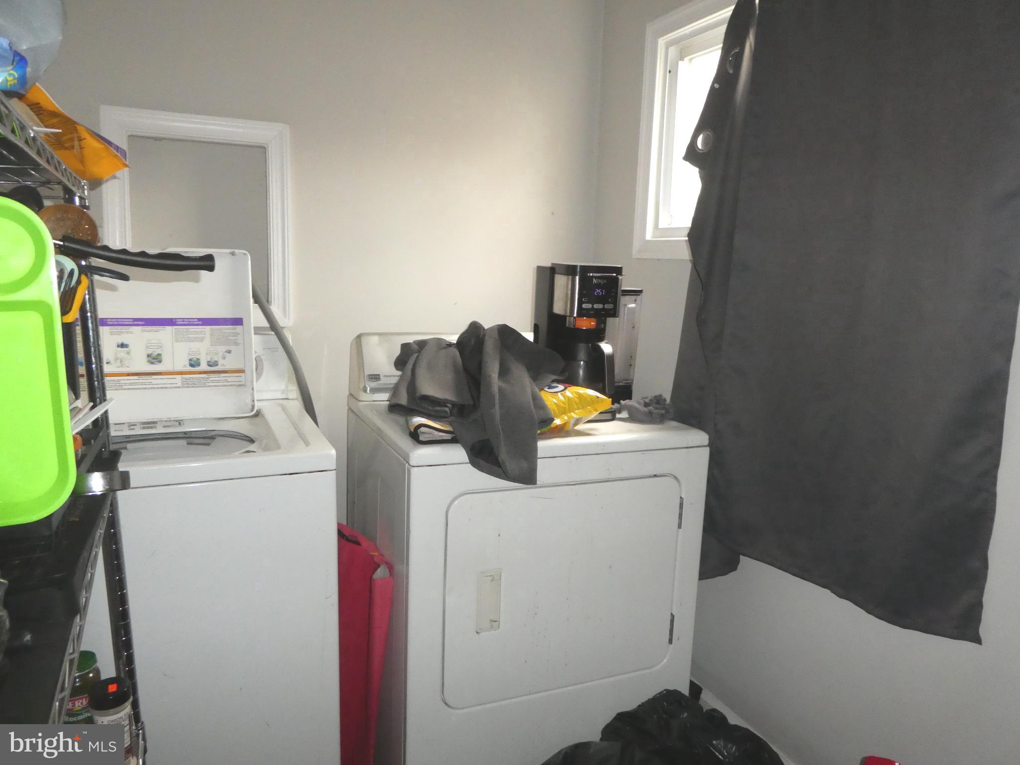 KENSINGTON - Residential