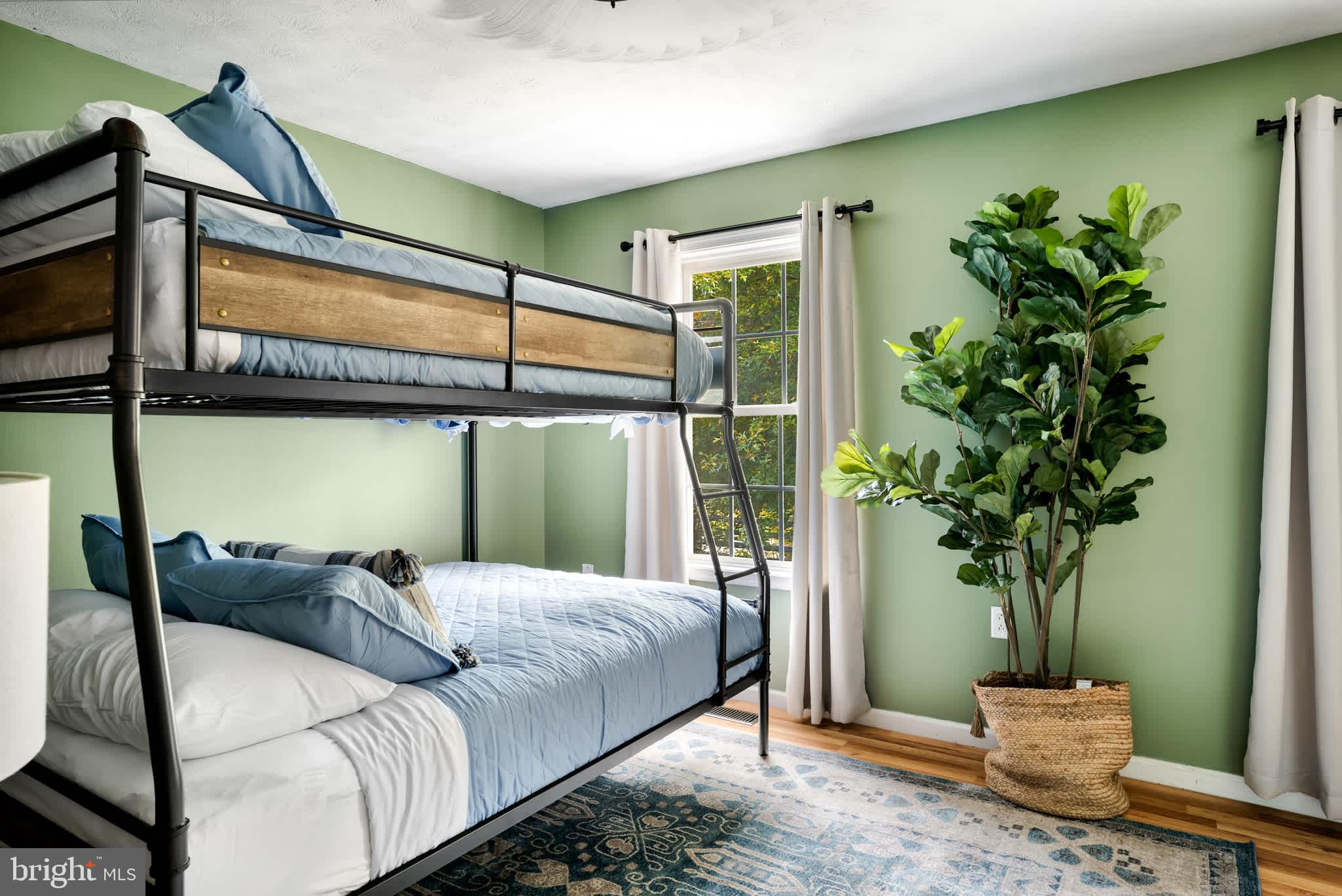 RIVERVIEW ESTATES - Residential