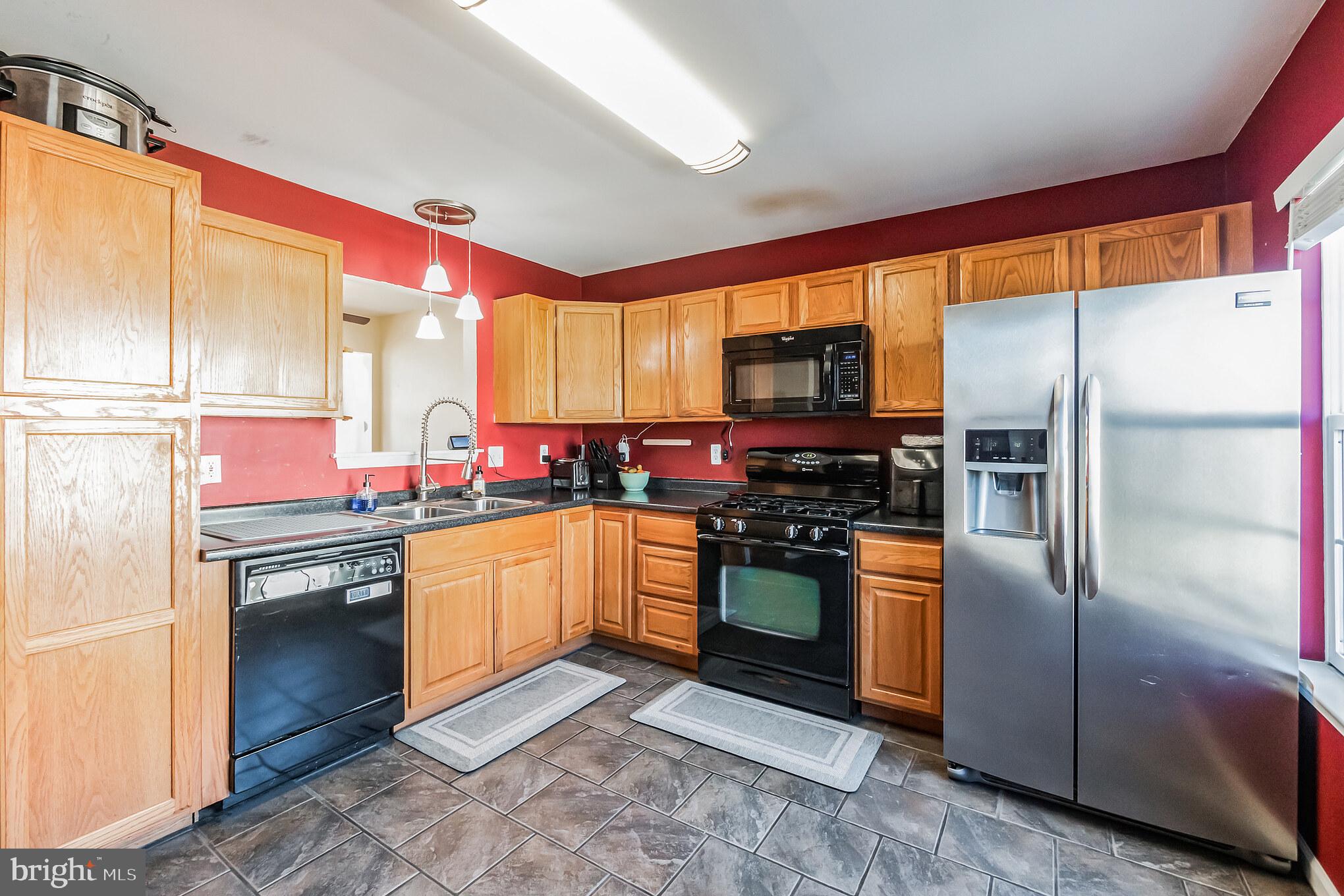 TOWNES OF VANDERBILT - Residential