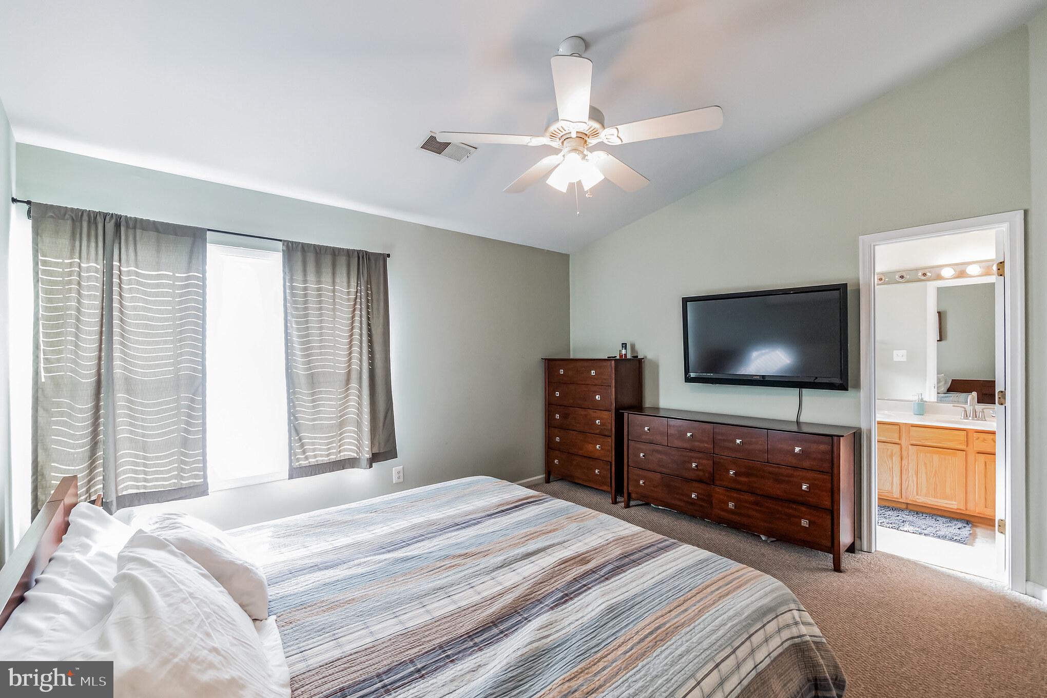 TOWNES OF VANDERBILT - Residential