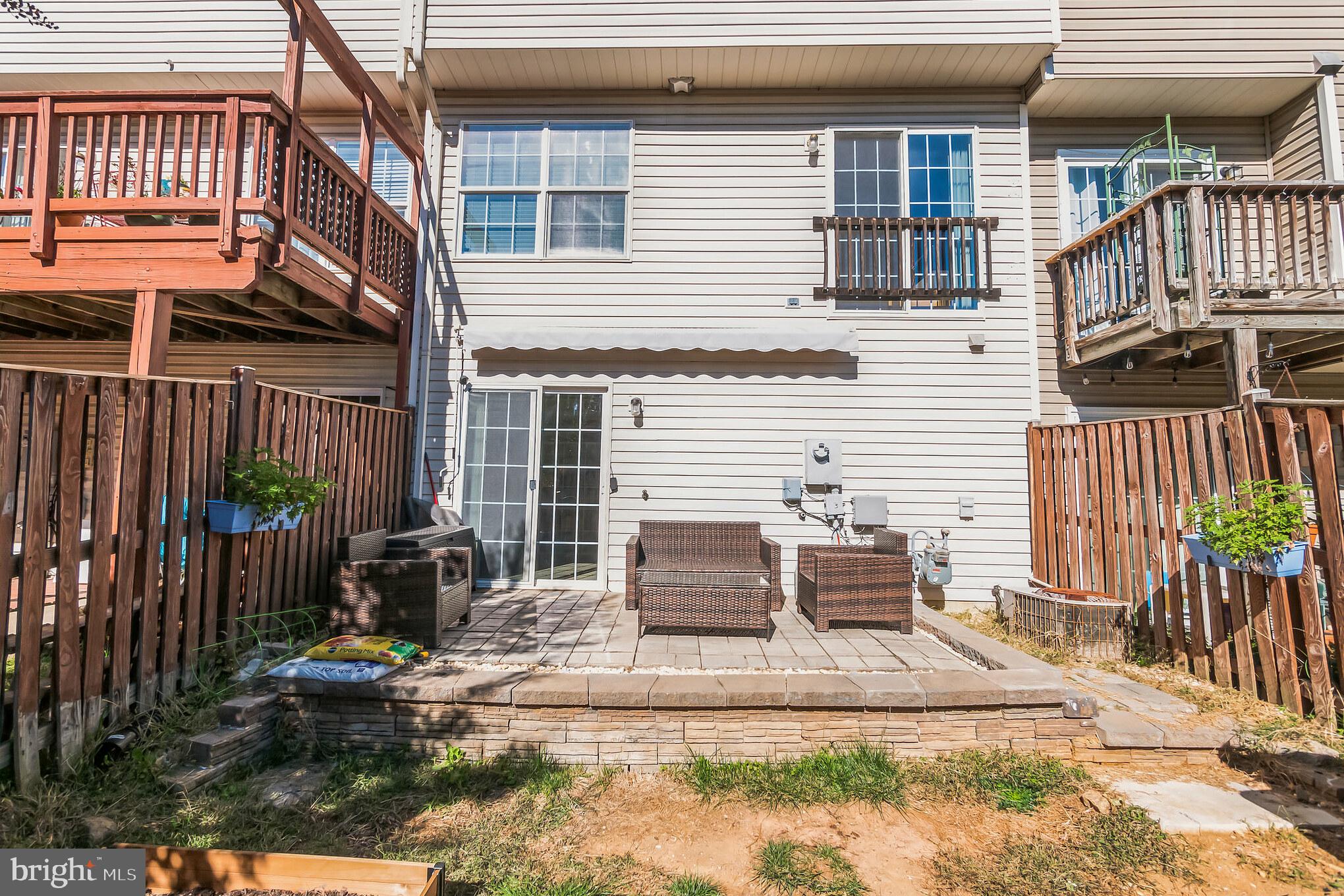 TOWNES OF VANDERBILT - Residential