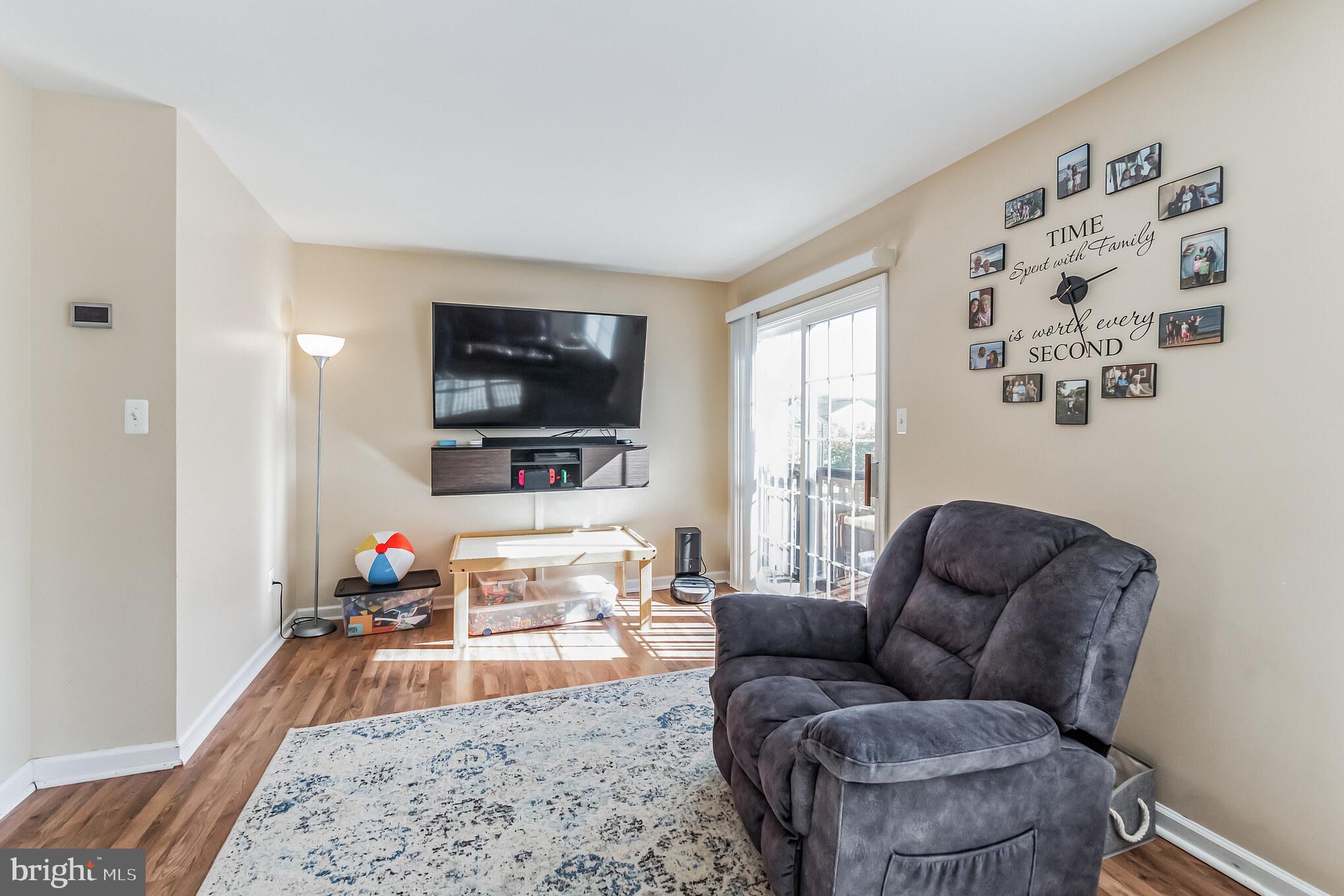 TOWNES OF VANDERBILT - Residential