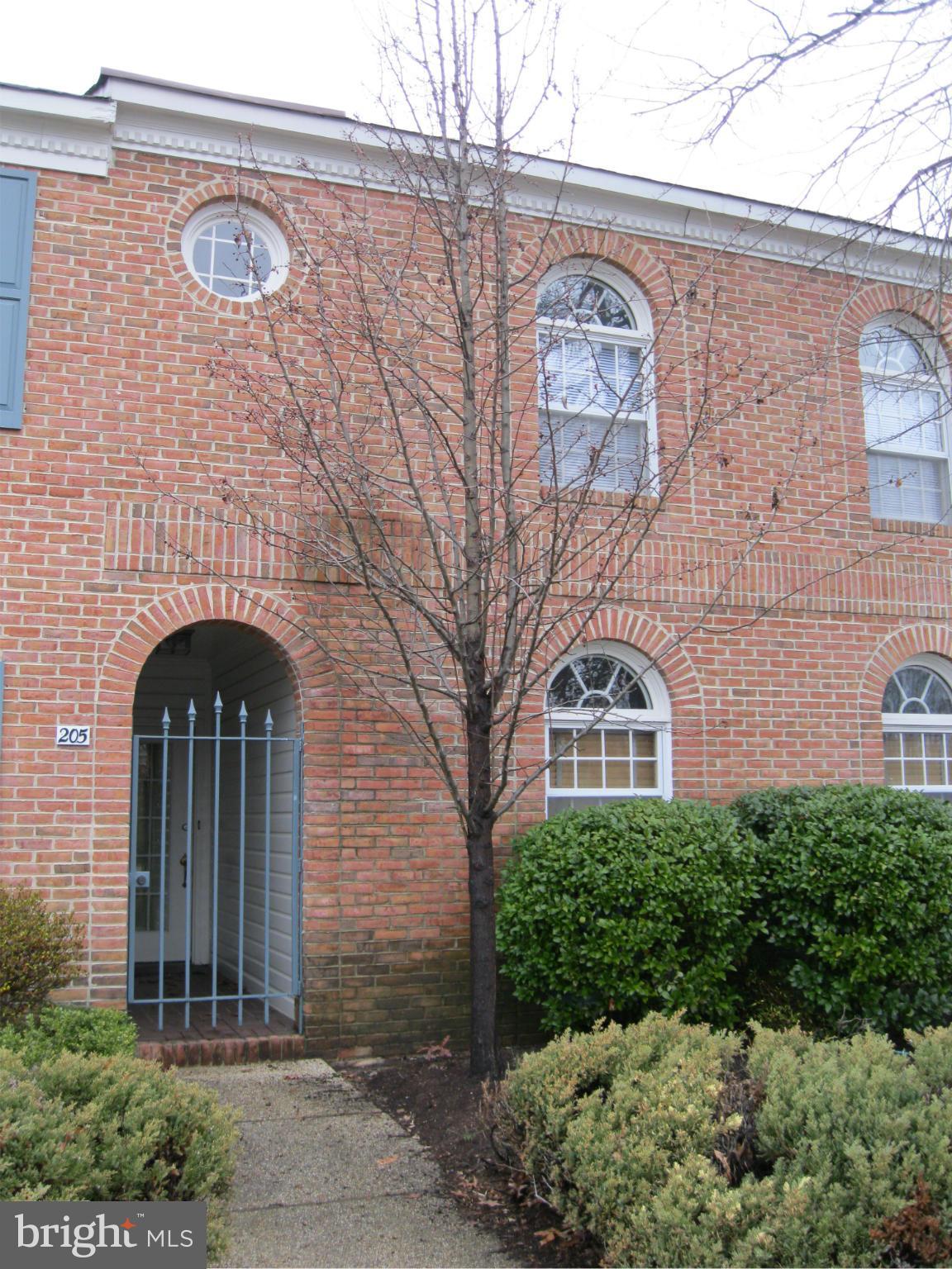 HICKORY RIDGE LA PLATA - Residential Lease