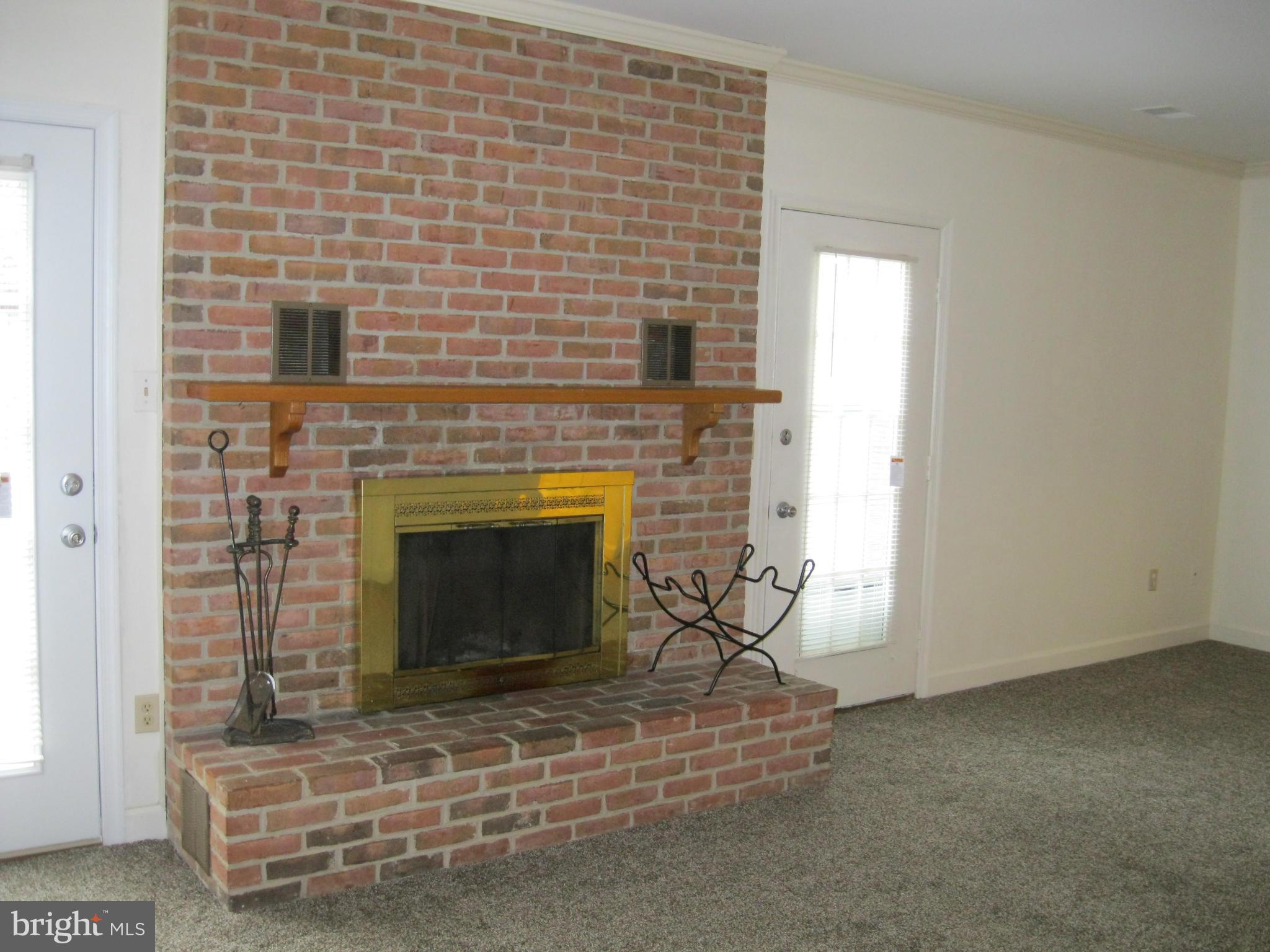 HICKORY RIDGE LA PLATA - Residential Lease